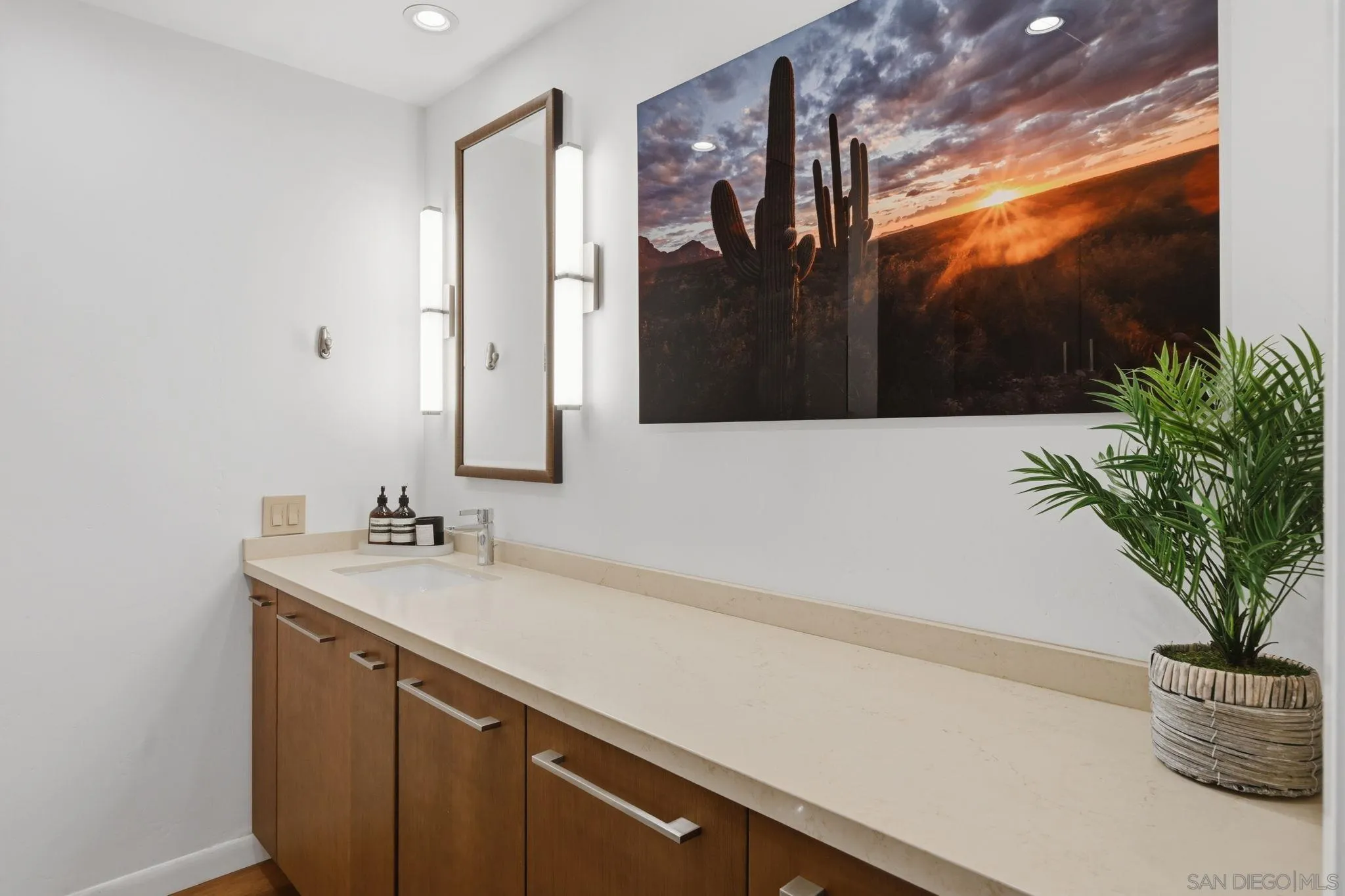https://cdn.realtyfeed.com/cdn/127/260009602/0766bbe788d3731fcd56c71f284f43b9.webp