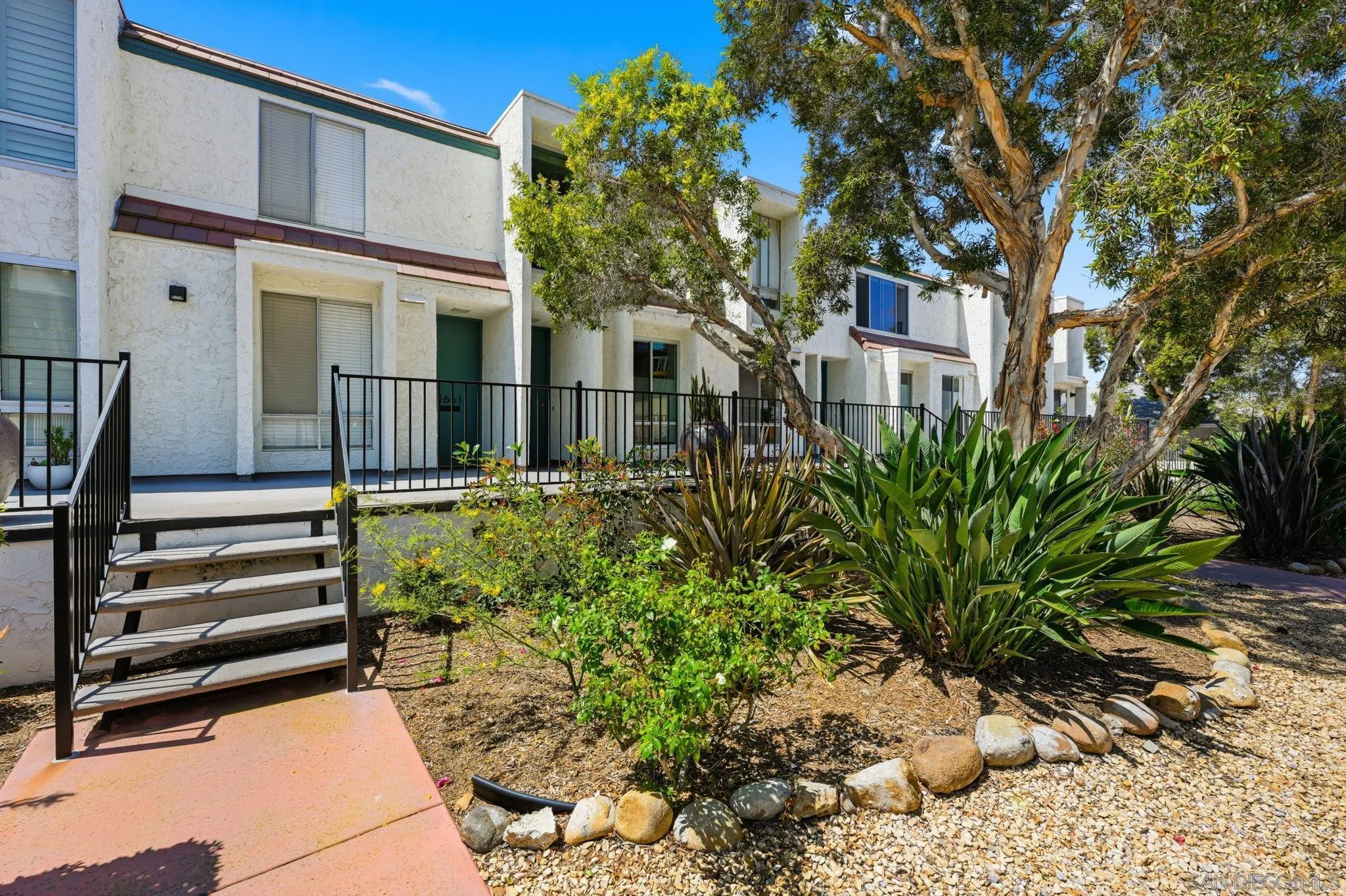 https://cdn.realtyfeed.com/cdn/127/260009602/6229db3b64ef695535ff7abd1f5277f0.webp