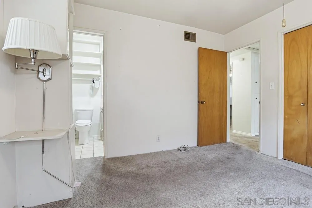 https://cdn.realtyfeed.com/cdn/127/260009604/347fbe628e387185cc594caa719404f2.webp