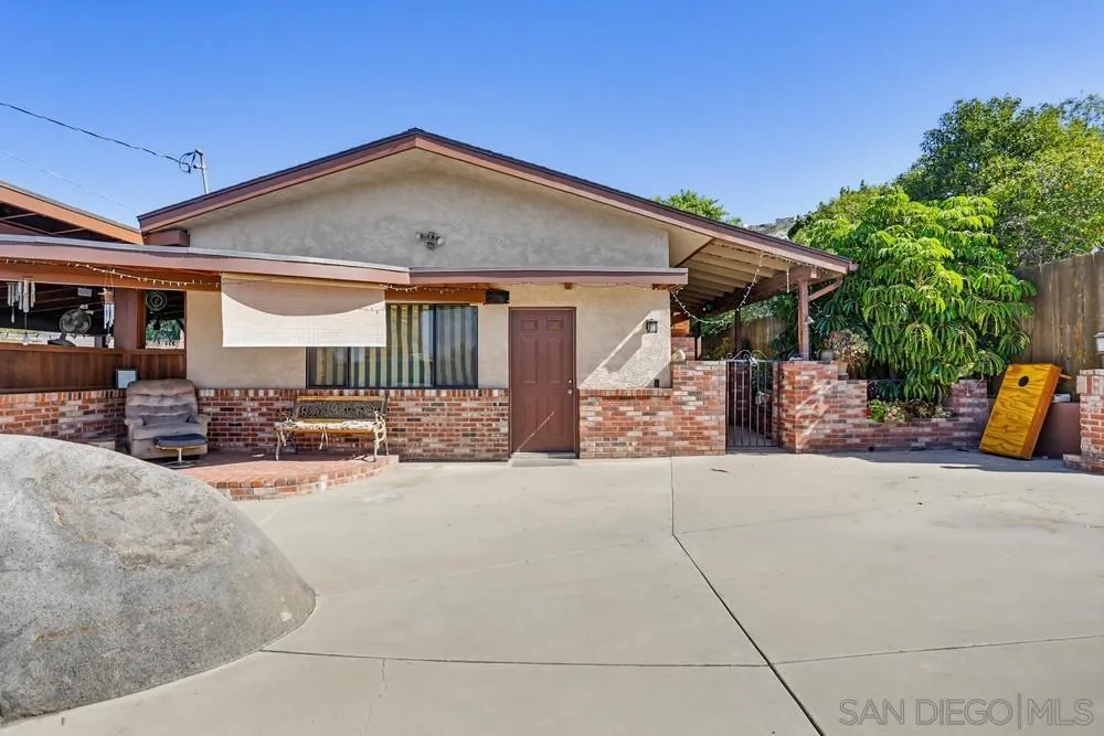 https://cdn.realtyfeed.com/cdn/127/260009604/6ddbcb74ba594ce7f8749ac21f54f060.webp
