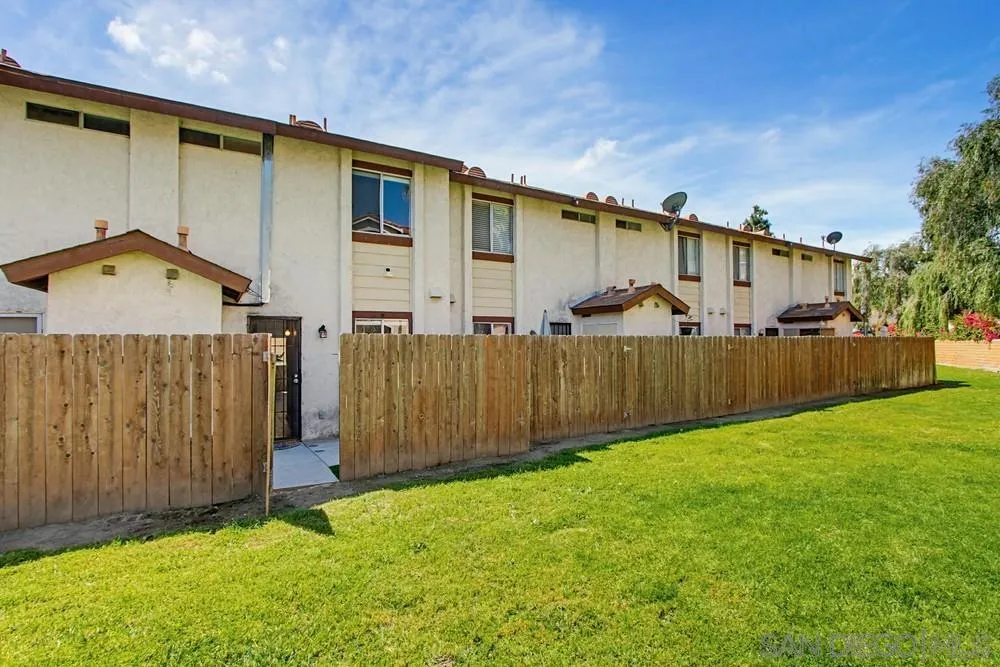 Photo #10: 260009606 Listing: Photo #10