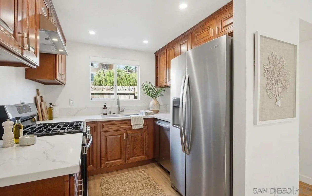 Photo #5: 260009606 Listing: Photo #5