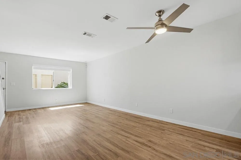 Photo #27: 260009606 Listing: Photo #27