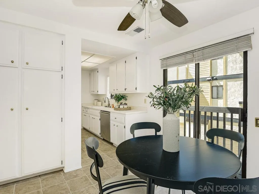 https://cdn.realtyfeed.com/cdn/127/260009614/e454235e9f9926c5944bb2d37e586731.webp