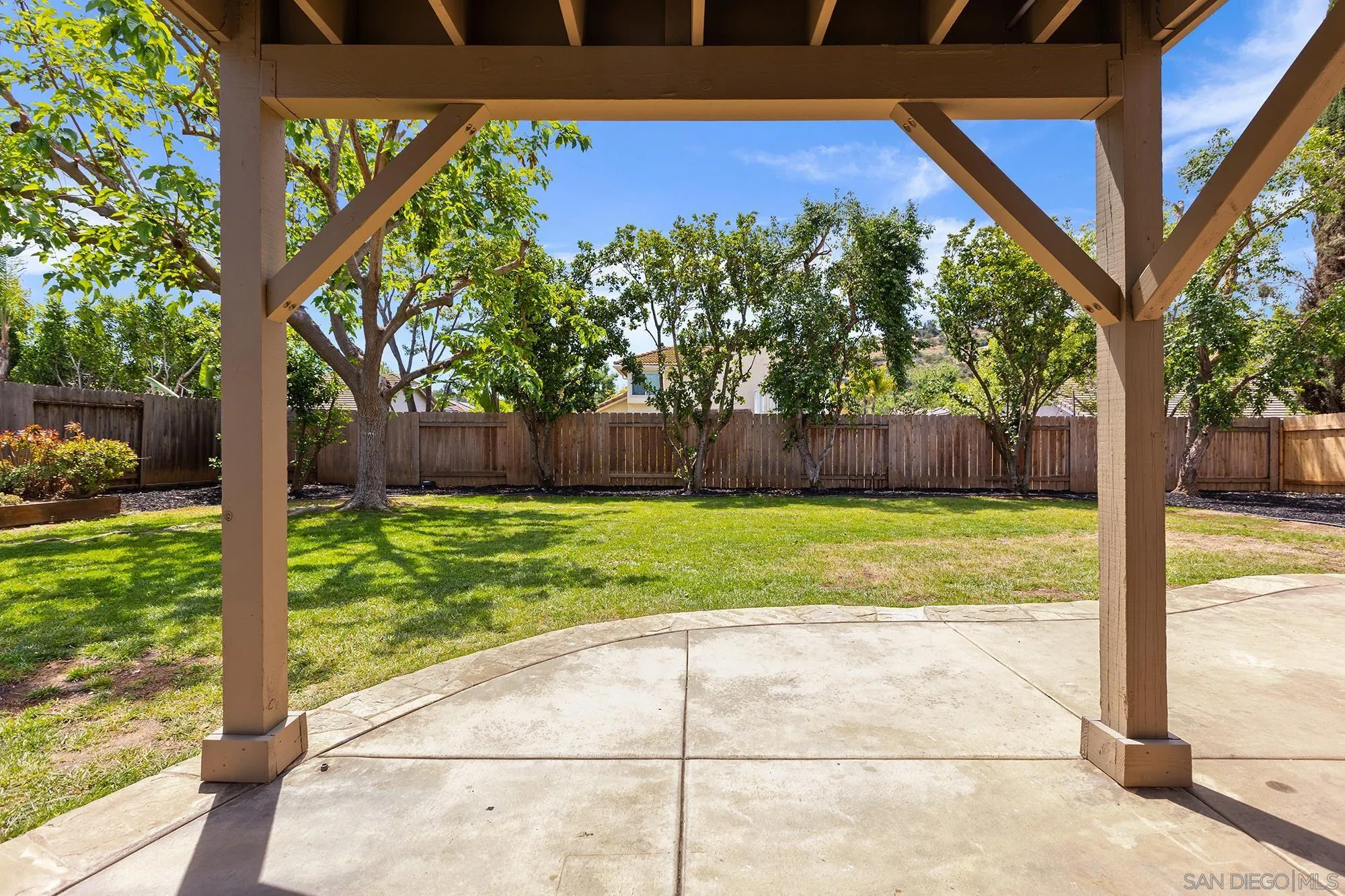 https://cdn.realtyfeed.com/cdn/127/260009616/a04600392f8ec719aa9bef4798b29f3c.webp