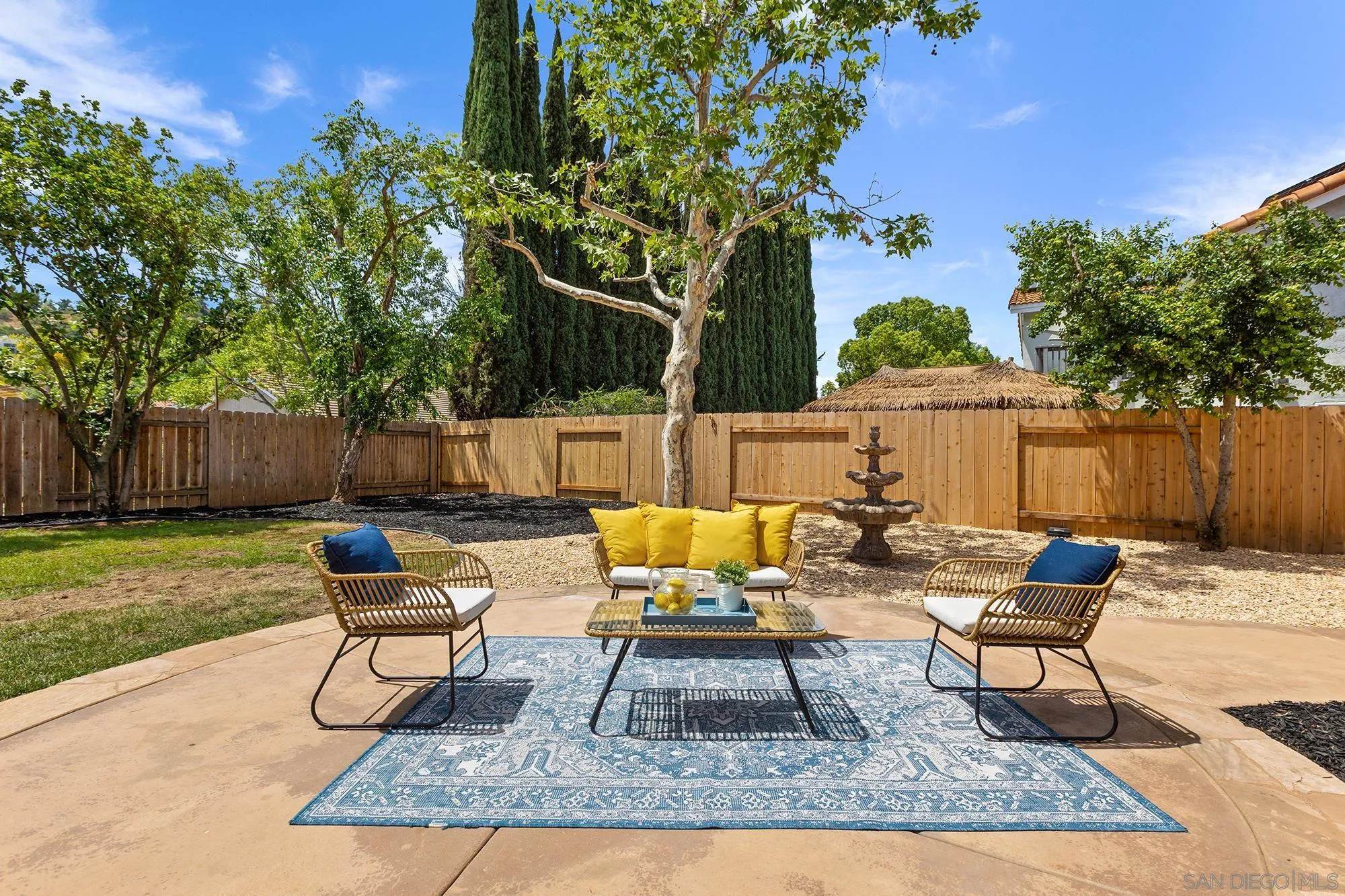https://cdn.realtyfeed.com/cdn/127/260009616/b0083e1f0ba8ac85a1af8a72c2e607d6.webp