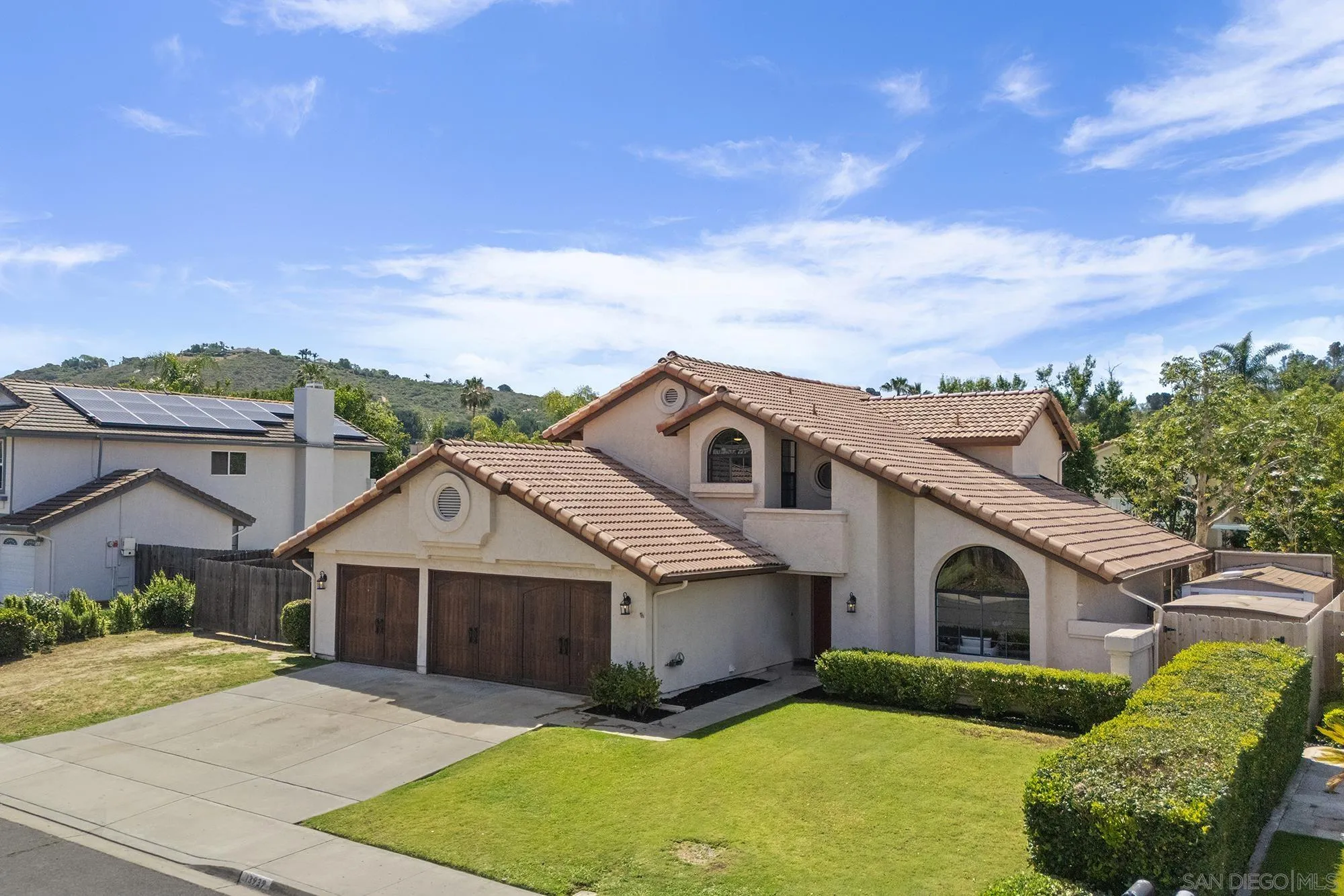 https://cdn.realtyfeed.com/cdn/127/260009616/ead1498ef2aa30783c3a2adc76957fcc.webp
