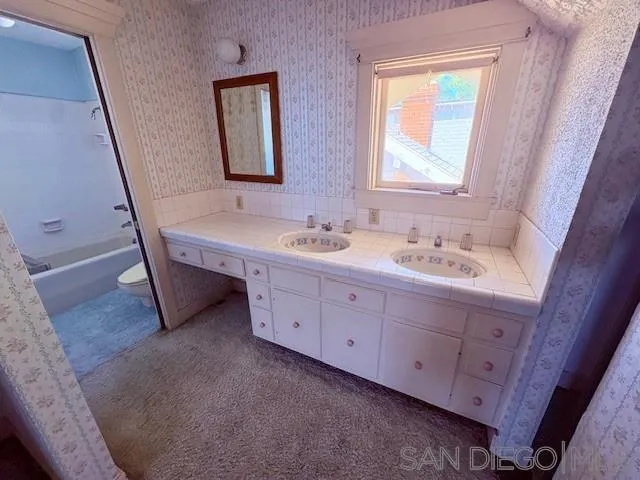 https://cdn.realtyfeed.com/cdn/127/260009619/4ce18da42eb62d2a590bec349eb628b1.webp