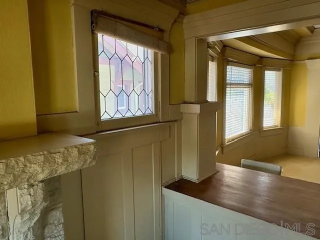 https://cdn.realtyfeed.com/cdn/127/260009619/ff00bd6dd0fd54e65365d1670d6129b8.webp