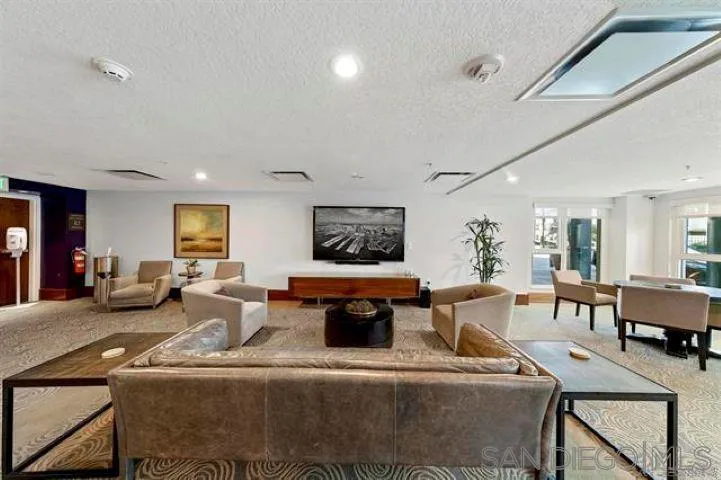 https://cdn.realtyfeed.com/cdn/127/260009627/131f23365c34c84d5f9f7f9ccf23ebf5.webp