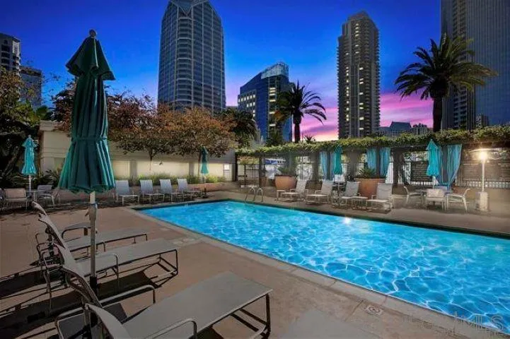 https://cdn.realtyfeed.com/cdn/127/260009627/8efeaee1ff0628816efa41e8d587b4bc.webp