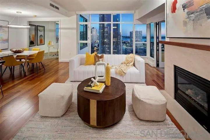 https://cdn.realtyfeed.com/cdn/127/260009627/95dd7b0be0f1e18e12fec3bae427ed00.webp