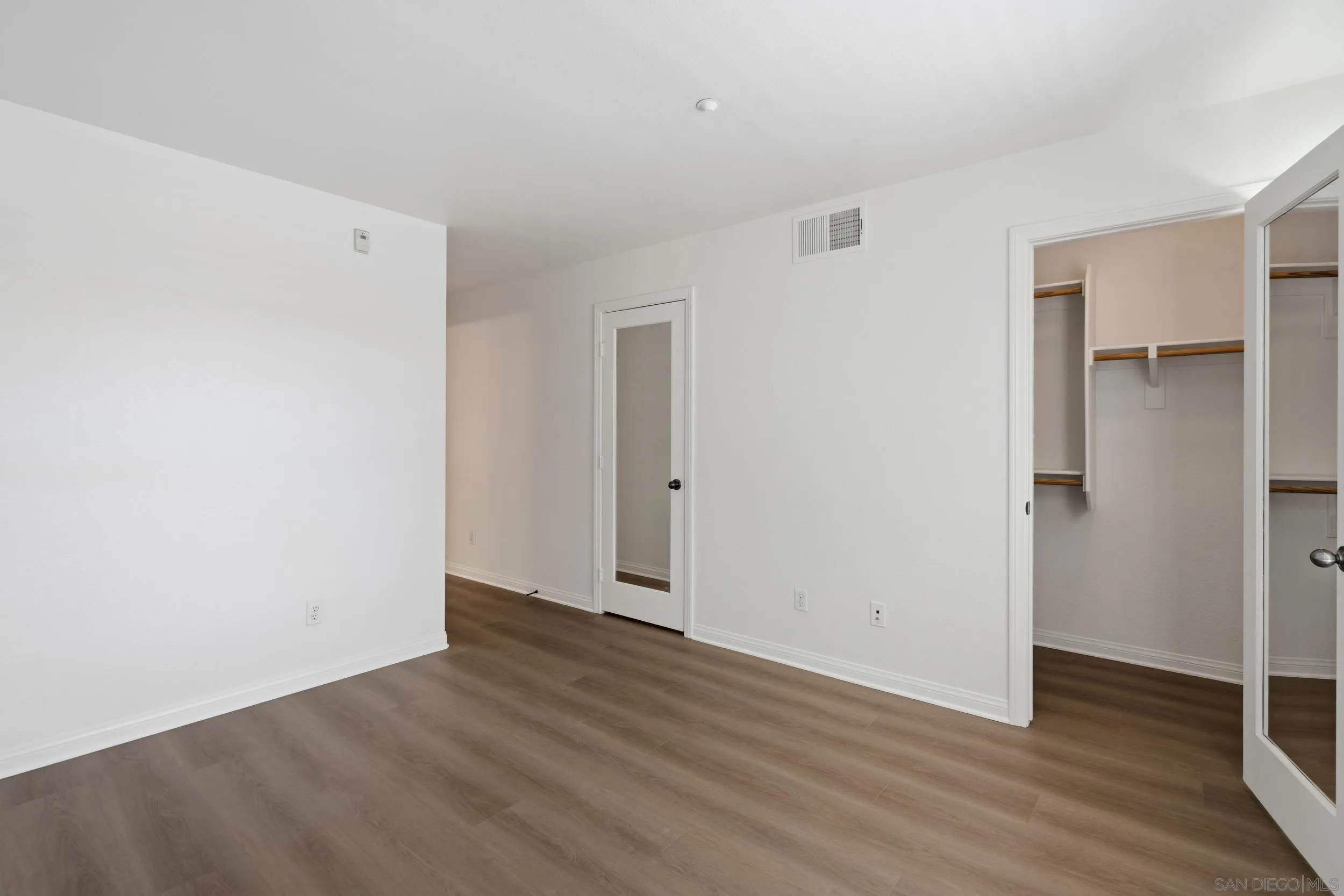 Photo #15: 260009629 Listing: Photo #15