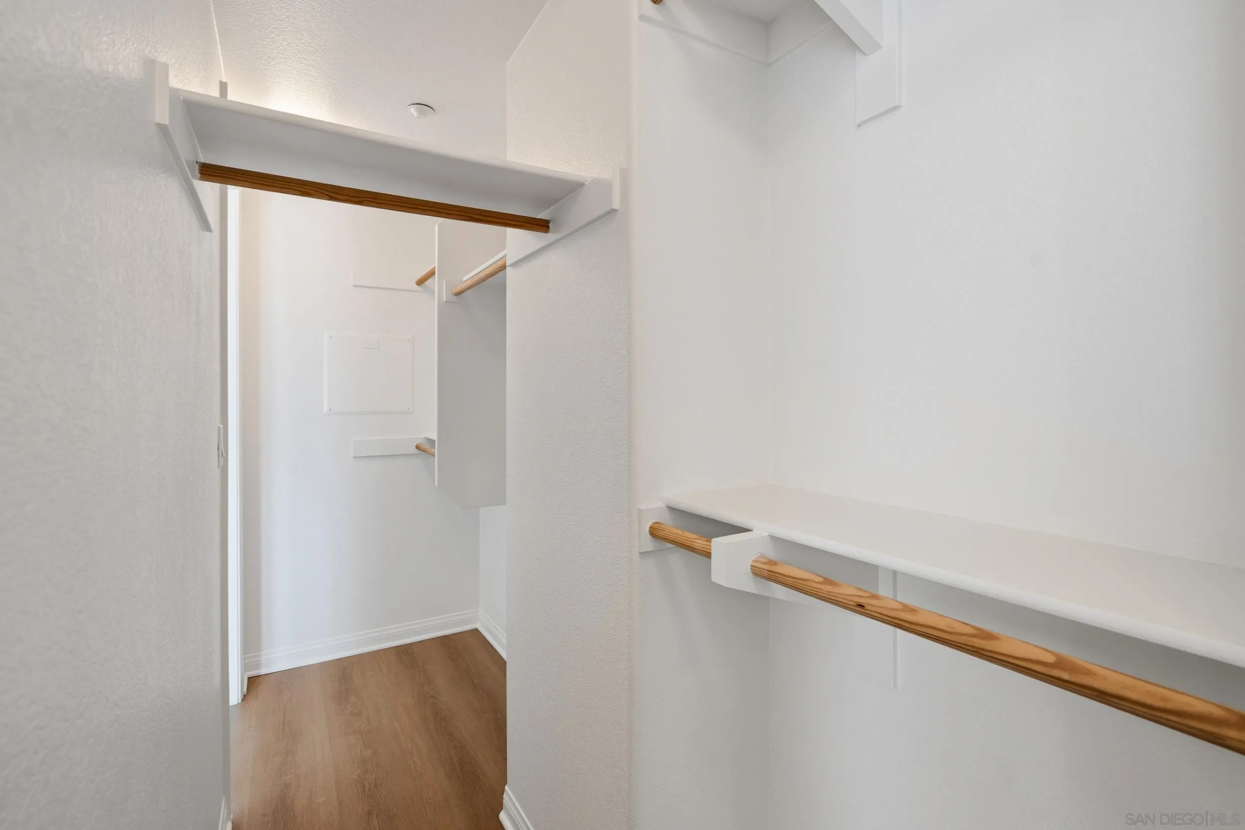 Photo #16: 260009629 Listing: Photo #16