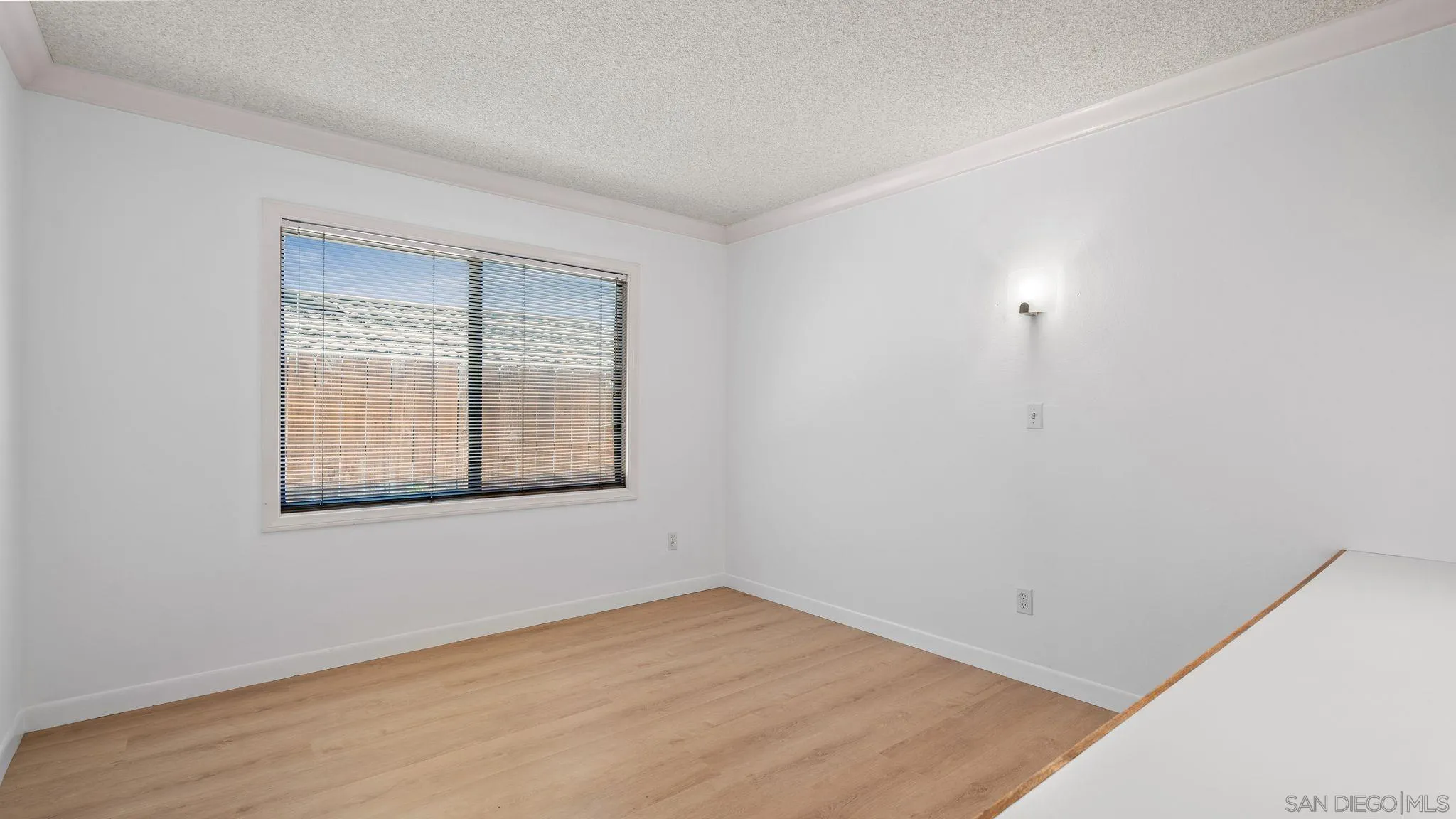 https://cdn.realtyfeed.com/cdn/127/260009631/af43852fcd36cbe75ee4e81b4c235b6b.webp