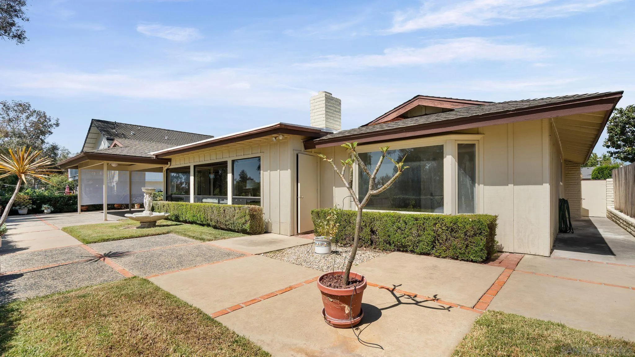 https://cdn.realtyfeed.com/cdn/127/260009631/b6f539b325d148ae2dd8b77d74b99c46.webp