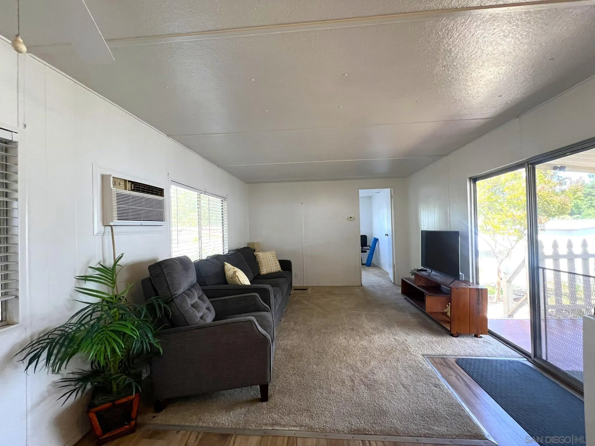 https://cdn.realtyfeed.com/cdn/127/260009633/574f3b5d595060e05a0a170be4d8f8dc.webp