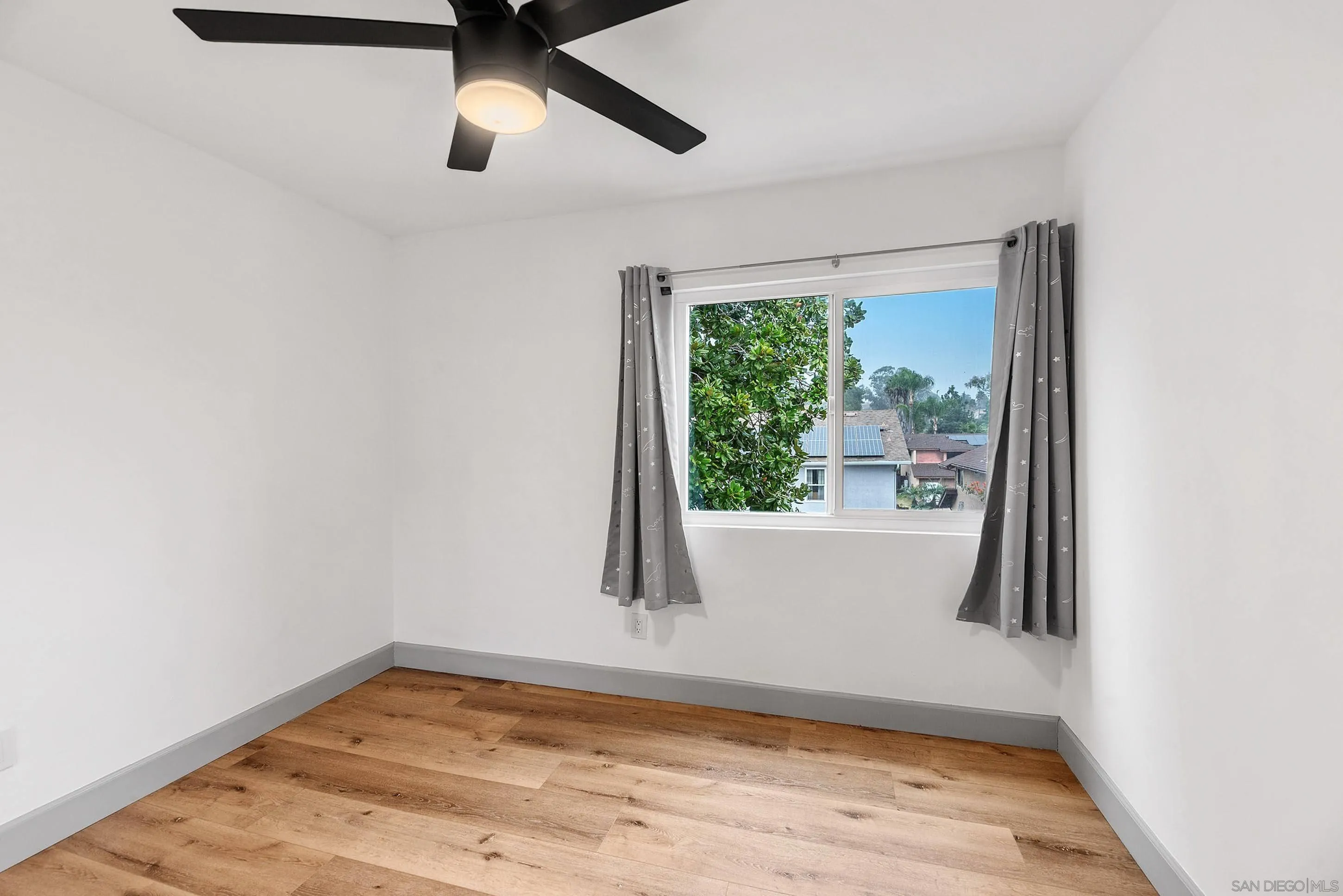 https://cdn.realtyfeed.com/cdn/127/260009639/a0624e92d3bae83d8846585292b8f3a0.webp