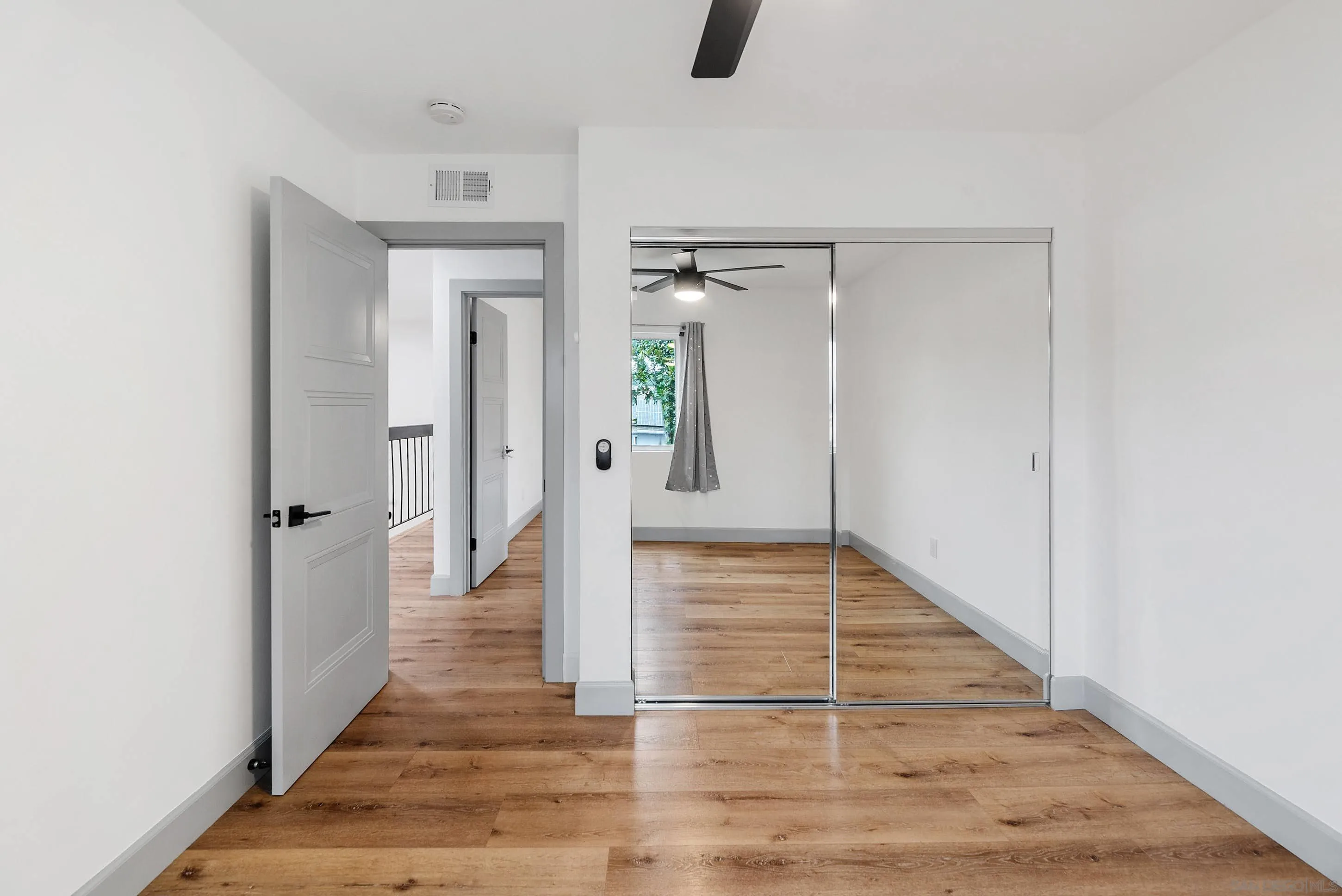 https://cdn.realtyfeed.com/cdn/127/260009639/b5f51ec6123823f6d2118ad576a5c5af.webp
