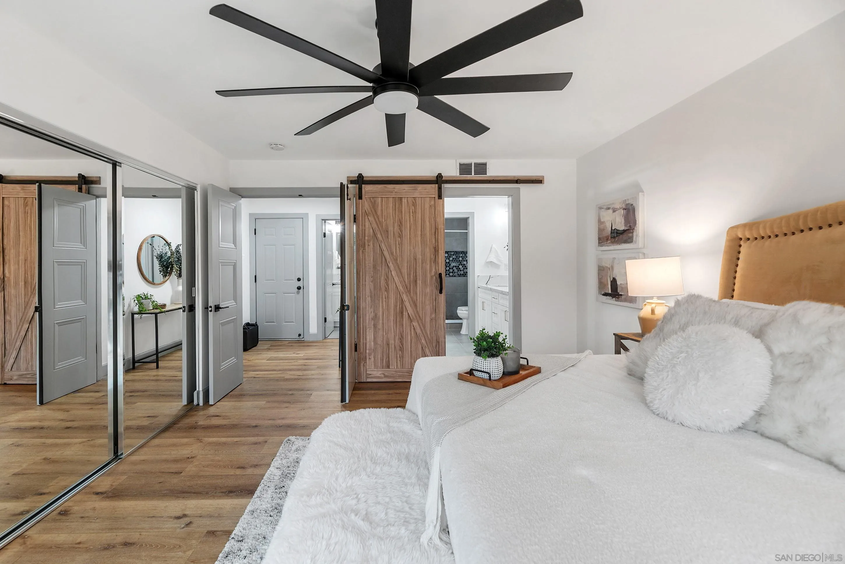 https://cdn.realtyfeed.com/cdn/127/260009639/d5af8f29837d2541cc9218eb371b7f36.webp