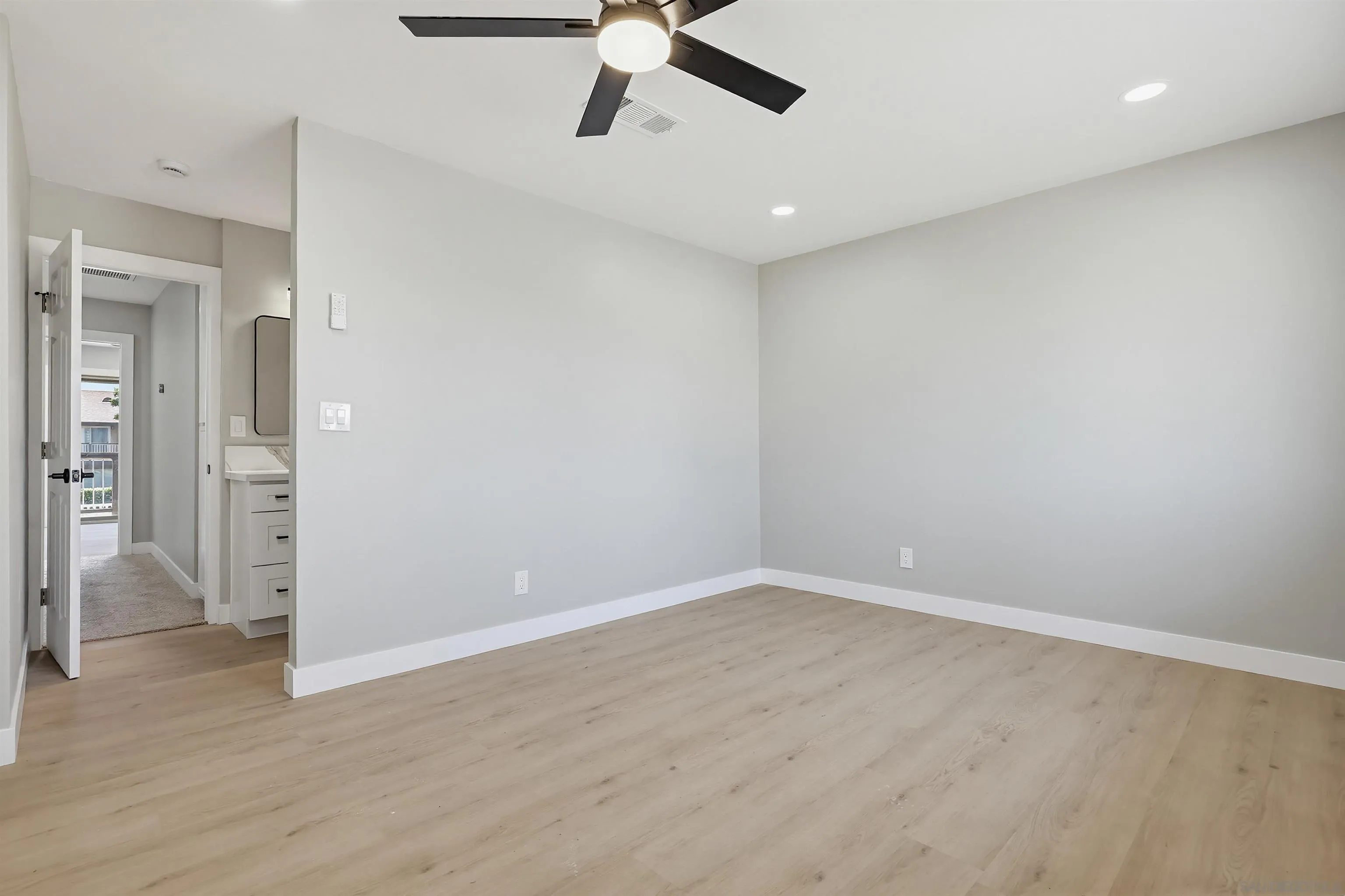 Photo #26: 260009642 Listing: Photo #26