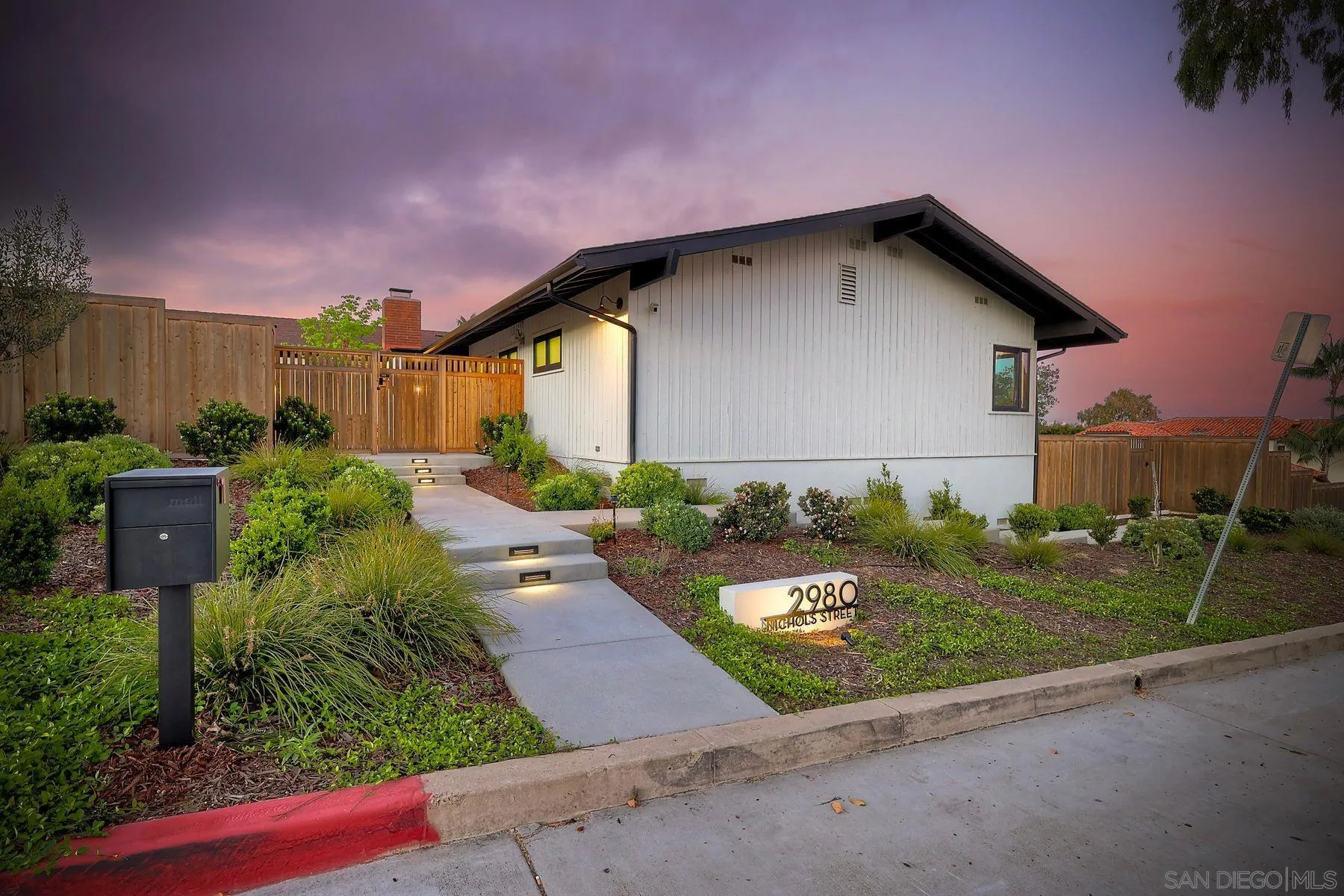 https://cdn.realtyfeed.com/cdn/127/260009643/79a0930749c2224f1faf59b2ee44a9a3.webp