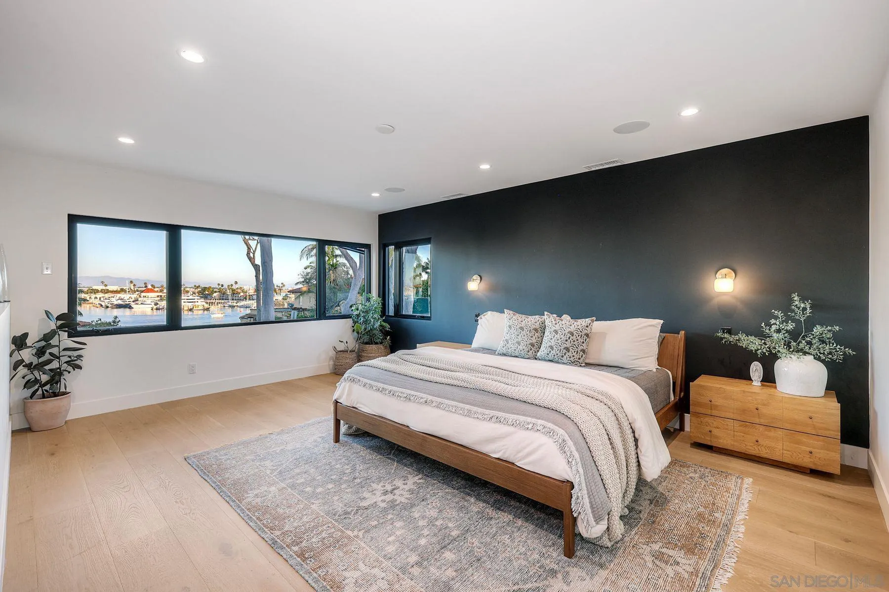 https://cdn.realtyfeed.com/cdn/127/260009643/8e5b649ba5eb73dec856b3fc5141e2f7.webp