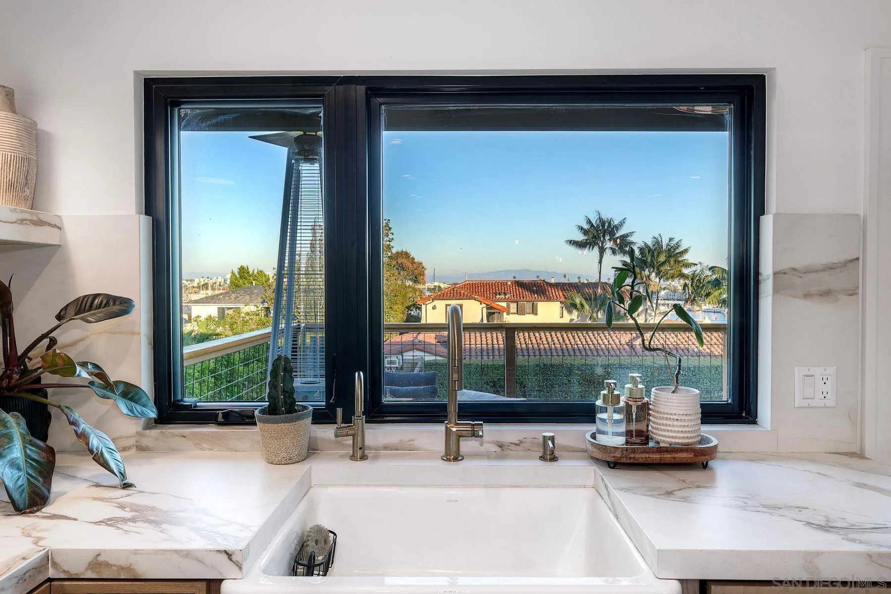 https://cdn.realtyfeed.com/cdn/127/260009643/a58f8e5fa688c37aed69367c3c77a3ae.webp