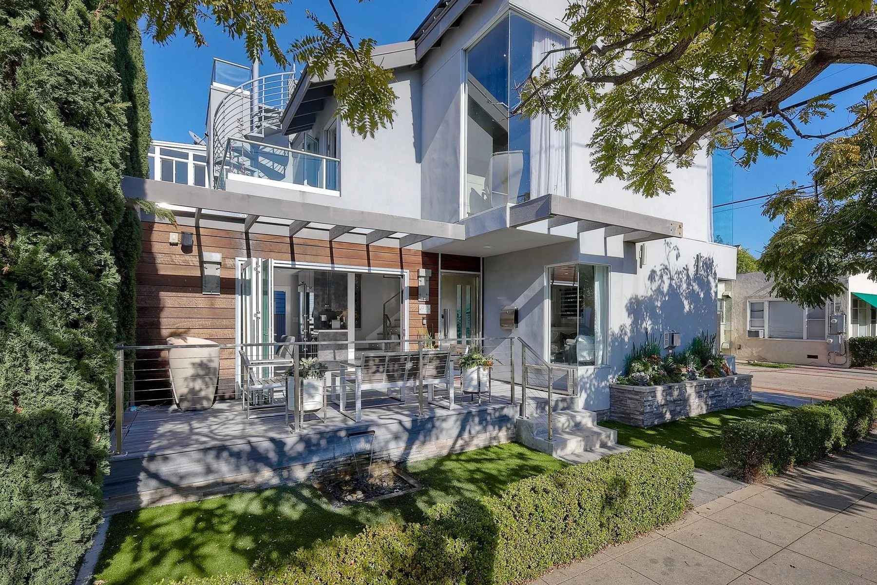 615 Poppy Ave., Corona Del Mar, CA, 92625