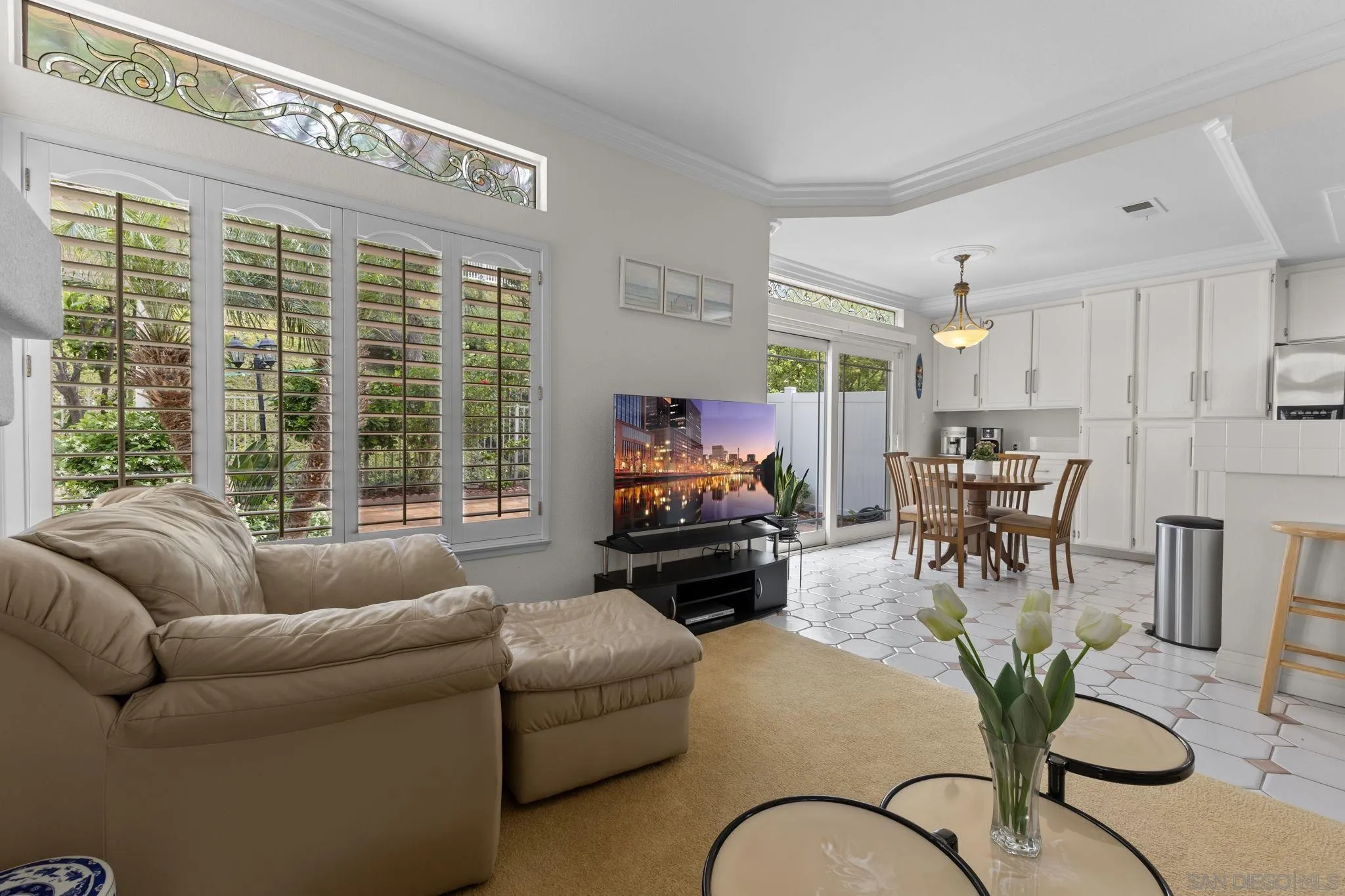 https://cdn.realtyfeed.com/cdn/127/260009648/30fe8d99ba3b20fd8e722494daf5eda5.webp