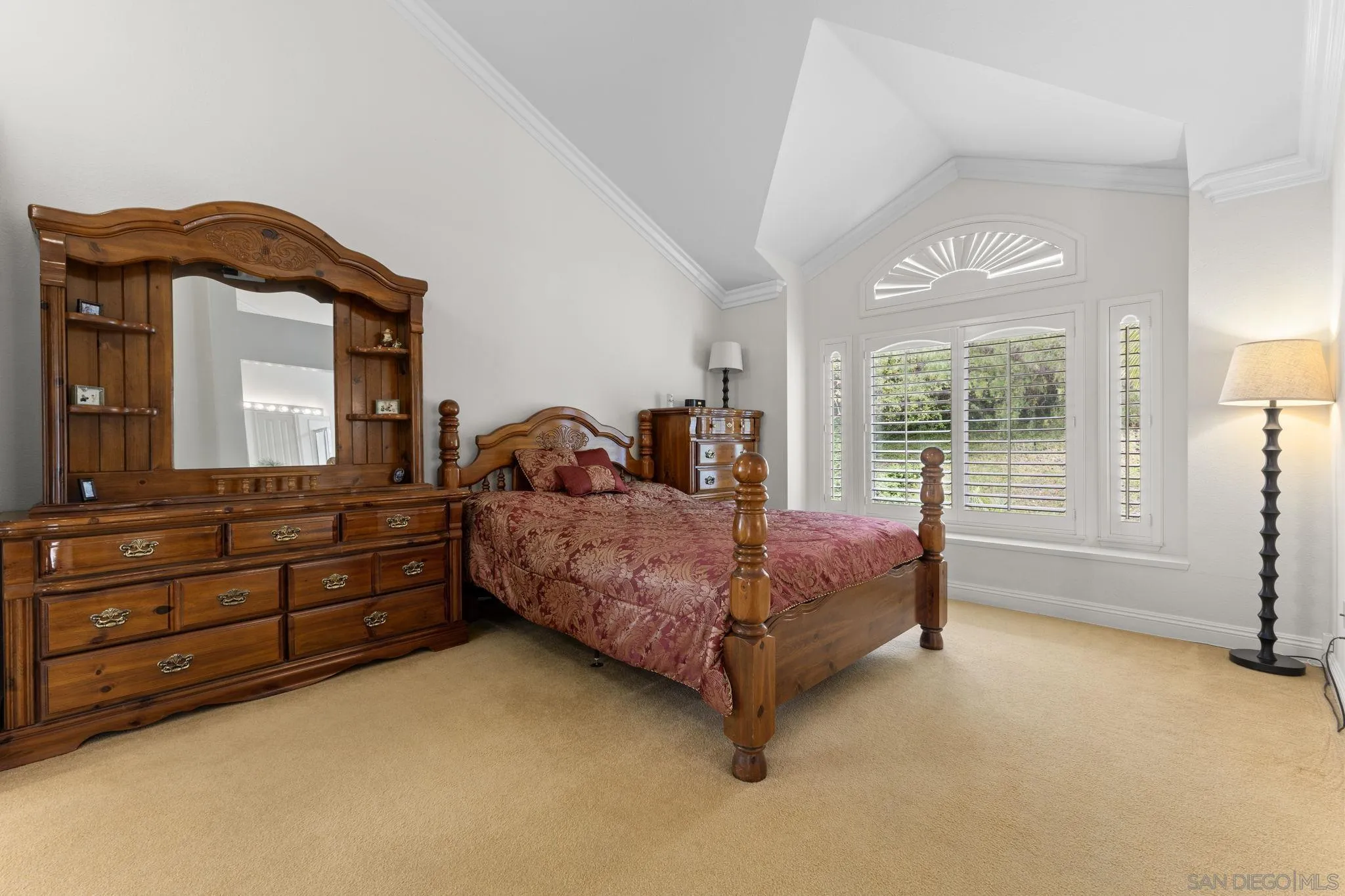 https://cdn.realtyfeed.com/cdn/127/260009648/9b59b14e44754e1a839a56b2e47f3065.webp