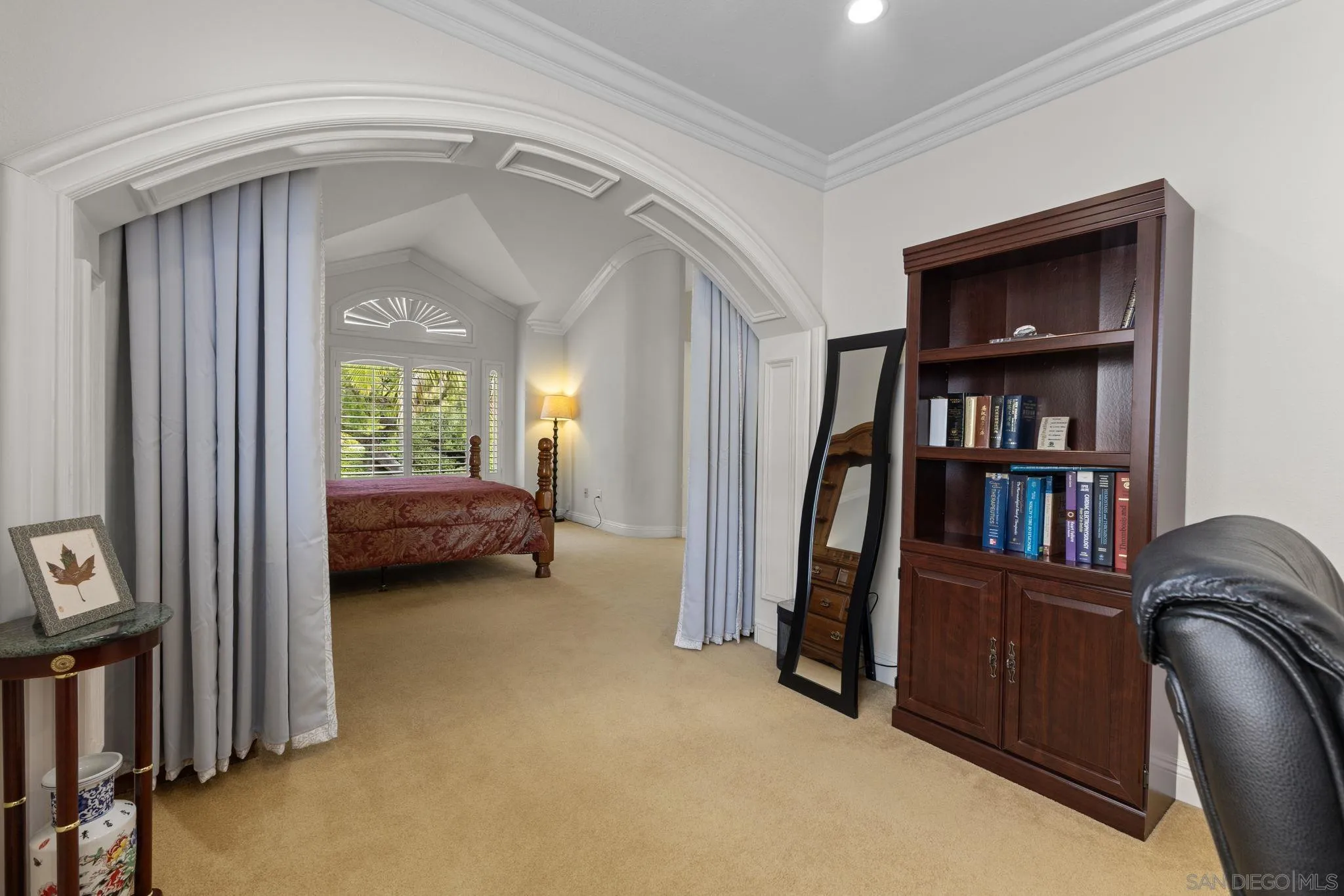 https://cdn.realtyfeed.com/cdn/127/260009648/bff9491a82a9cbd9f0faac142c136097.webp