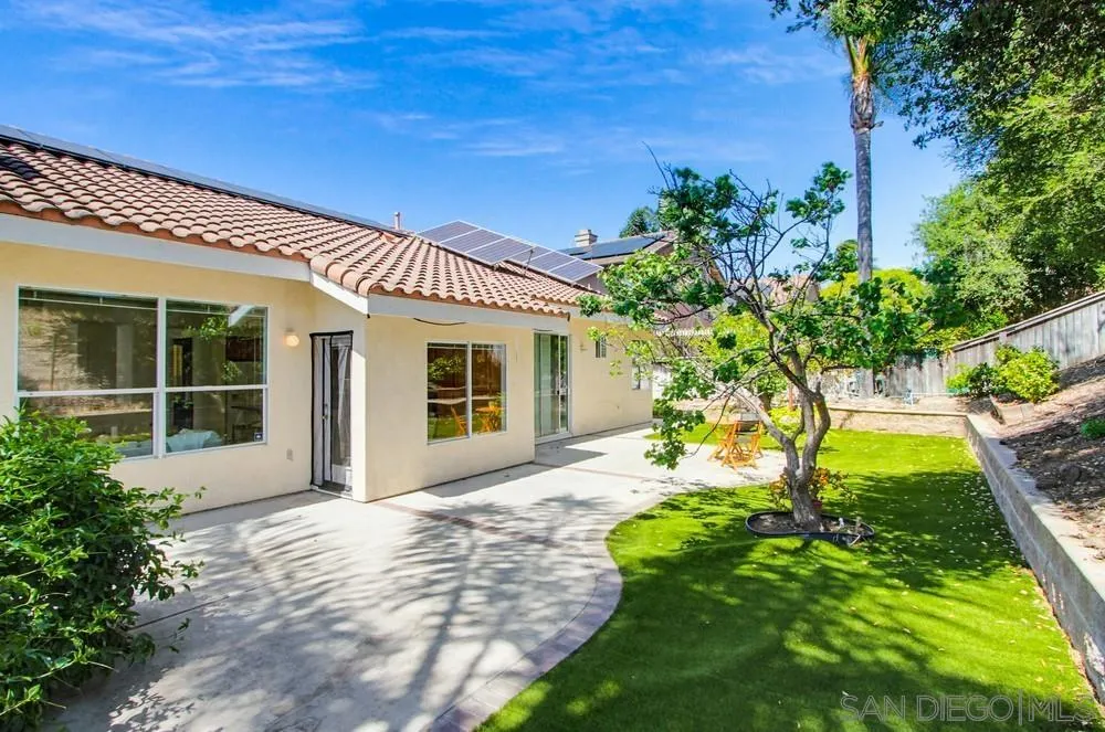 https://cdn.realtyfeed.com/cdn/127/260009650/111601e8242a7696d9cfe887d7d792a8.webp