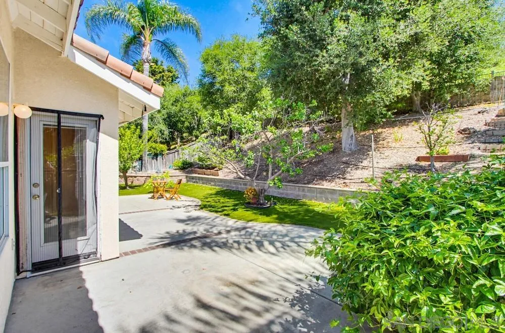 https://cdn.realtyfeed.com/cdn/127/260009650/9dfbe66017e15df0d0034ef5b9454e55.webp