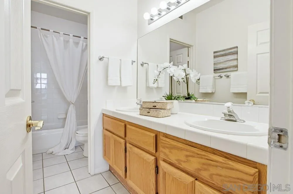https://cdn.realtyfeed.com/cdn/127/260009650/a17c24516e2943c8fe49adae8e28548c.webp