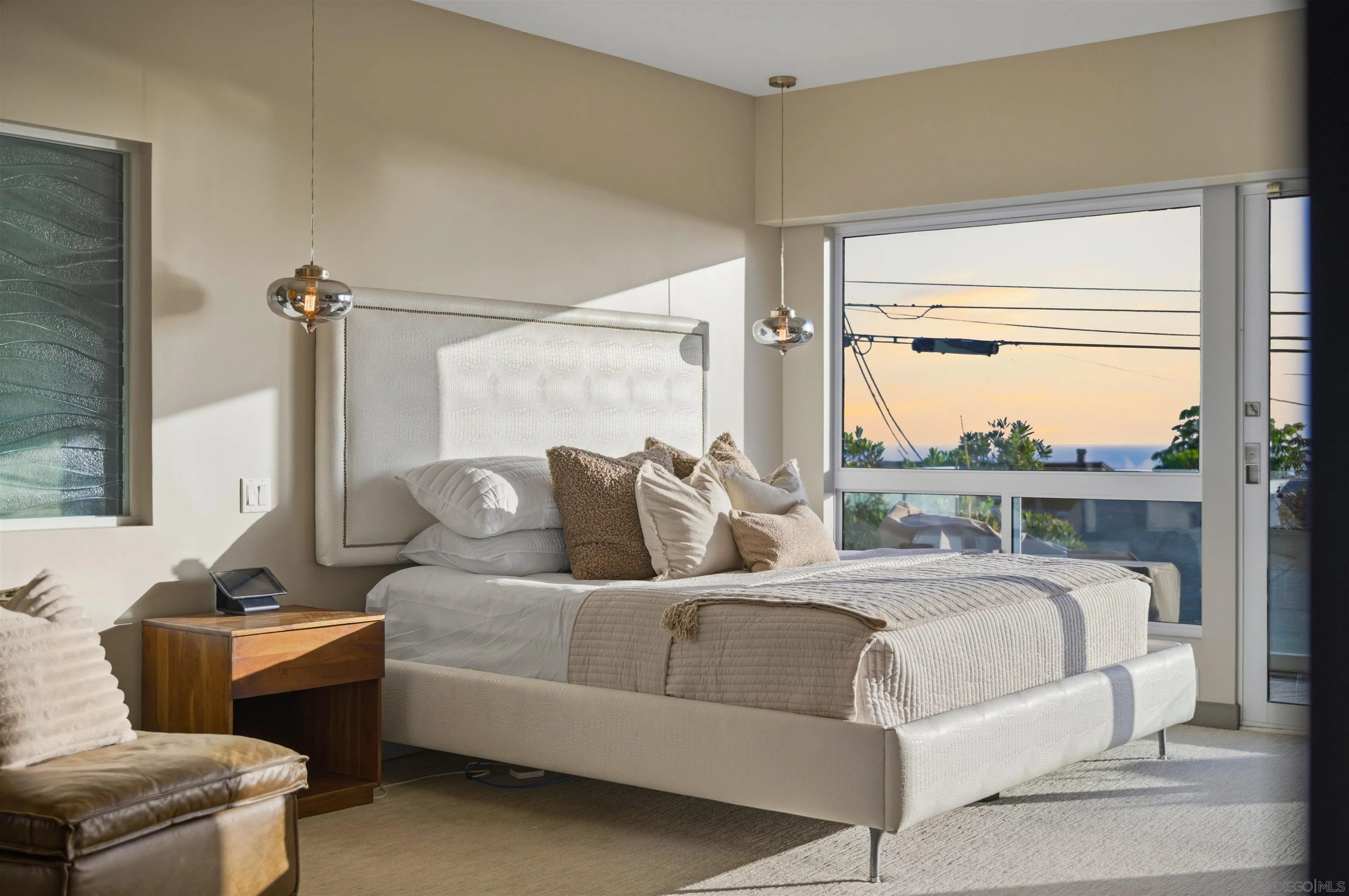 2372 Oxford Ave, Cardiff, CA, 92007
