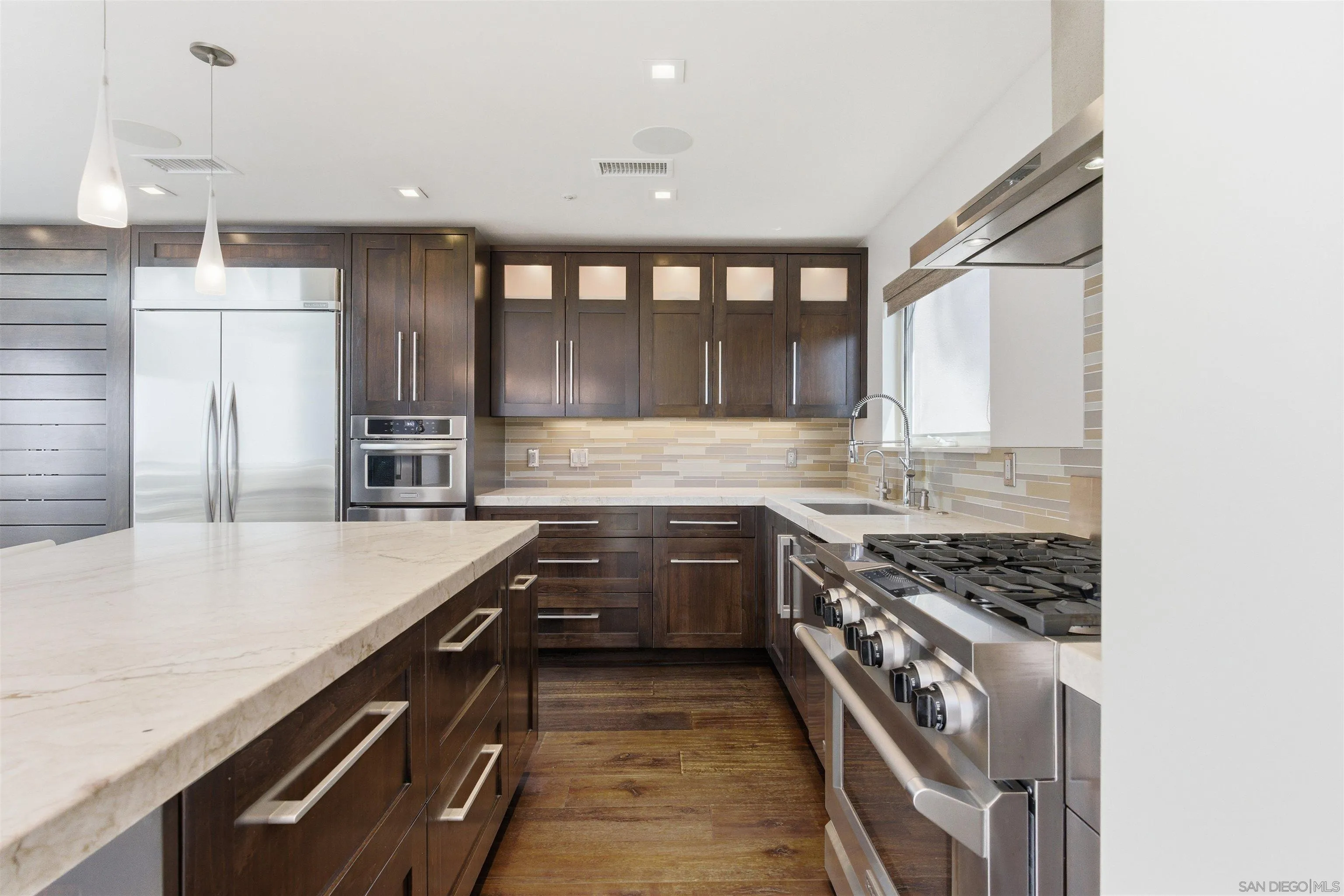 2372 Oxford Ave, Cardiff, CA, 92007