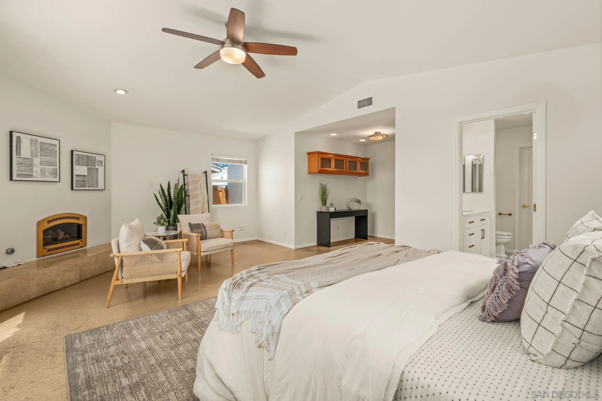 https://cdn.realtyfeed.com/cdn/127/260009655/58471b1b14c2119c5c69919bb8b89fb9.webp