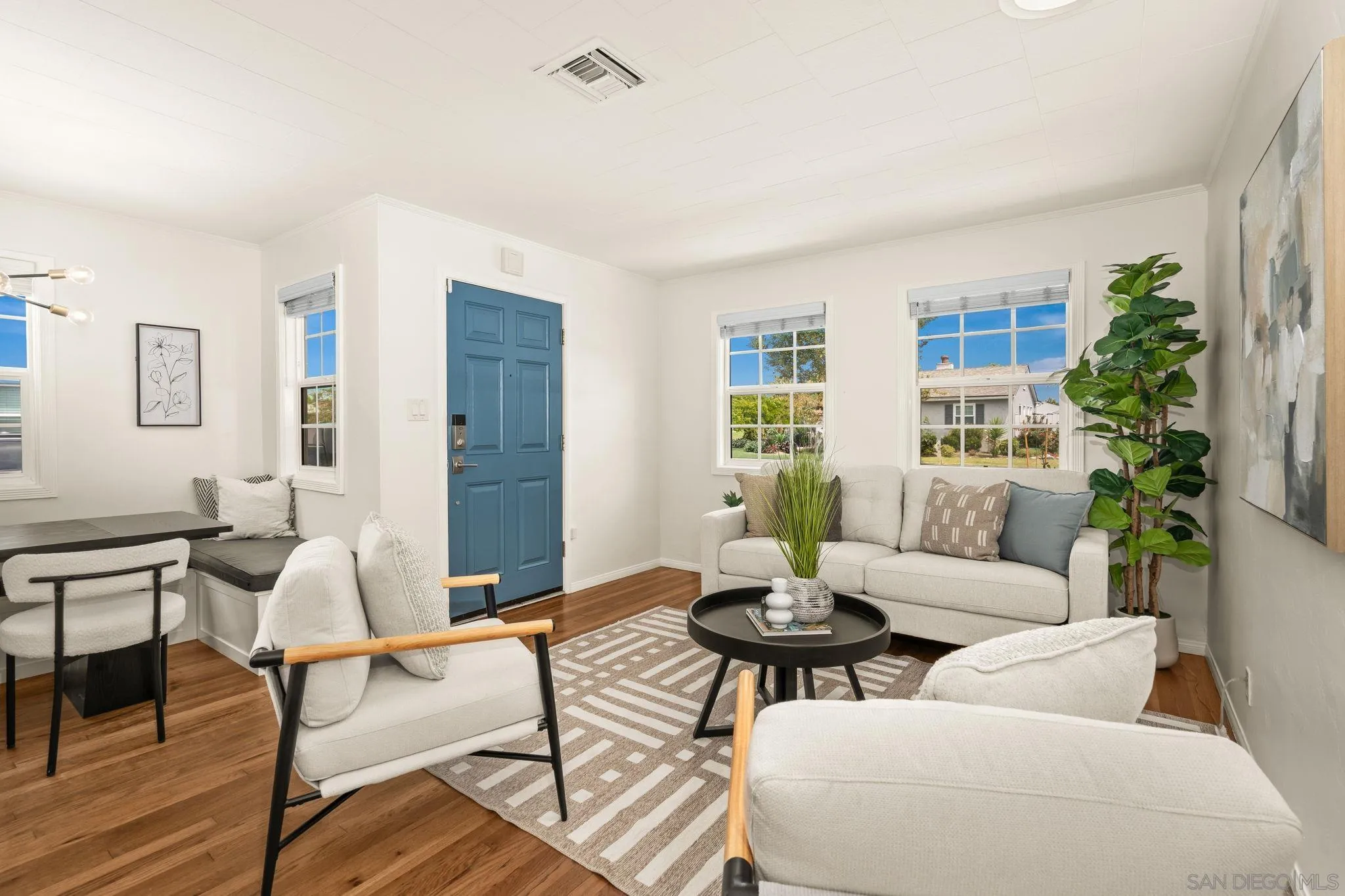 https://cdn.realtyfeed.com/cdn/127/260009655/7f22551bc6867686dab52a7d14cfcfb8.webp