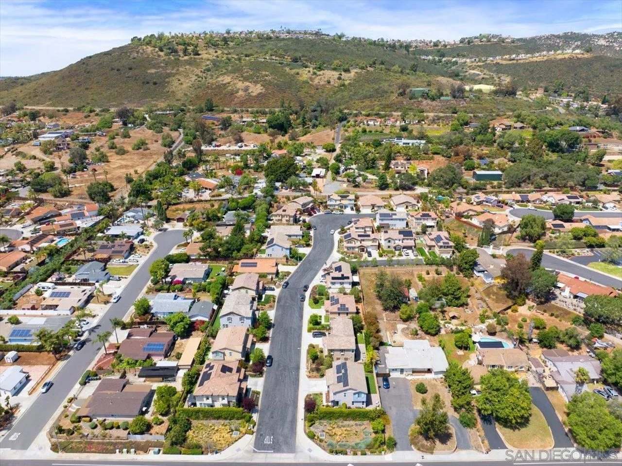 https://cdn.realtyfeed.com/cdn/127/260009656/222a306d58af52fac1c075c884ae46f2.webp