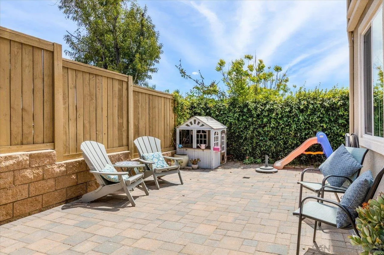 https://cdn.realtyfeed.com/cdn/127/260009656/3ea9b3d51e5cab2acf5bf903dec746c9.webp