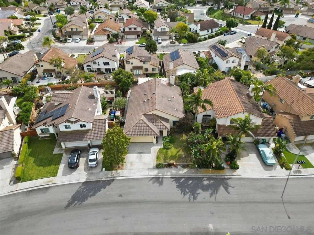 https://cdn.realtyfeed.com/cdn/127/260009660/3fe7308d84b51c4fb79bd6ee6ff480c1.webp
