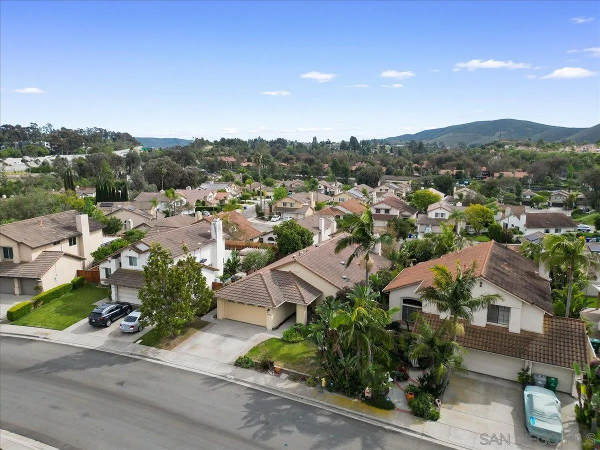https://cdn.realtyfeed.com/cdn/127/260009660/42785ab245f51f5dfad7b124c556dc42.webp
