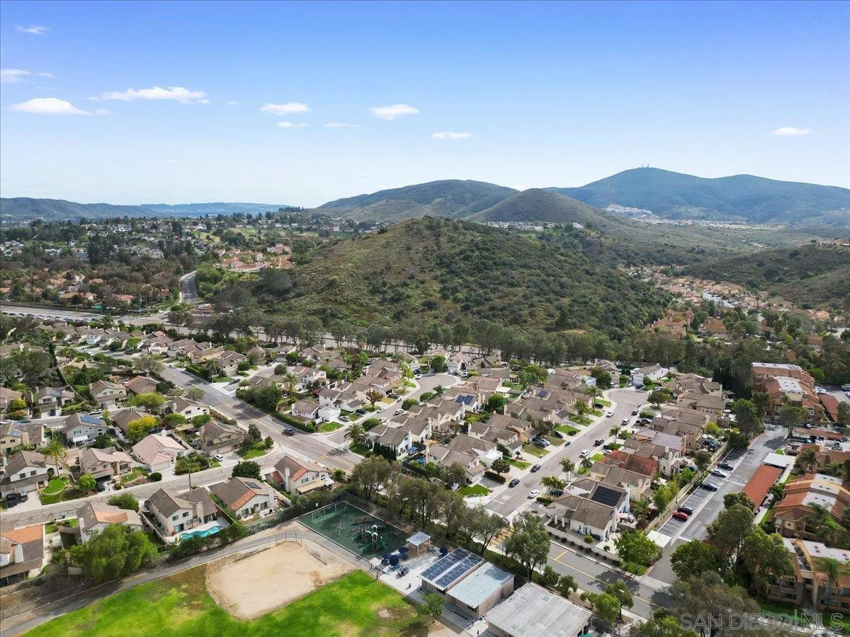 https://cdn.realtyfeed.com/cdn/127/260009660/cff76b82153b0a7849e0d53c53905c56.webp