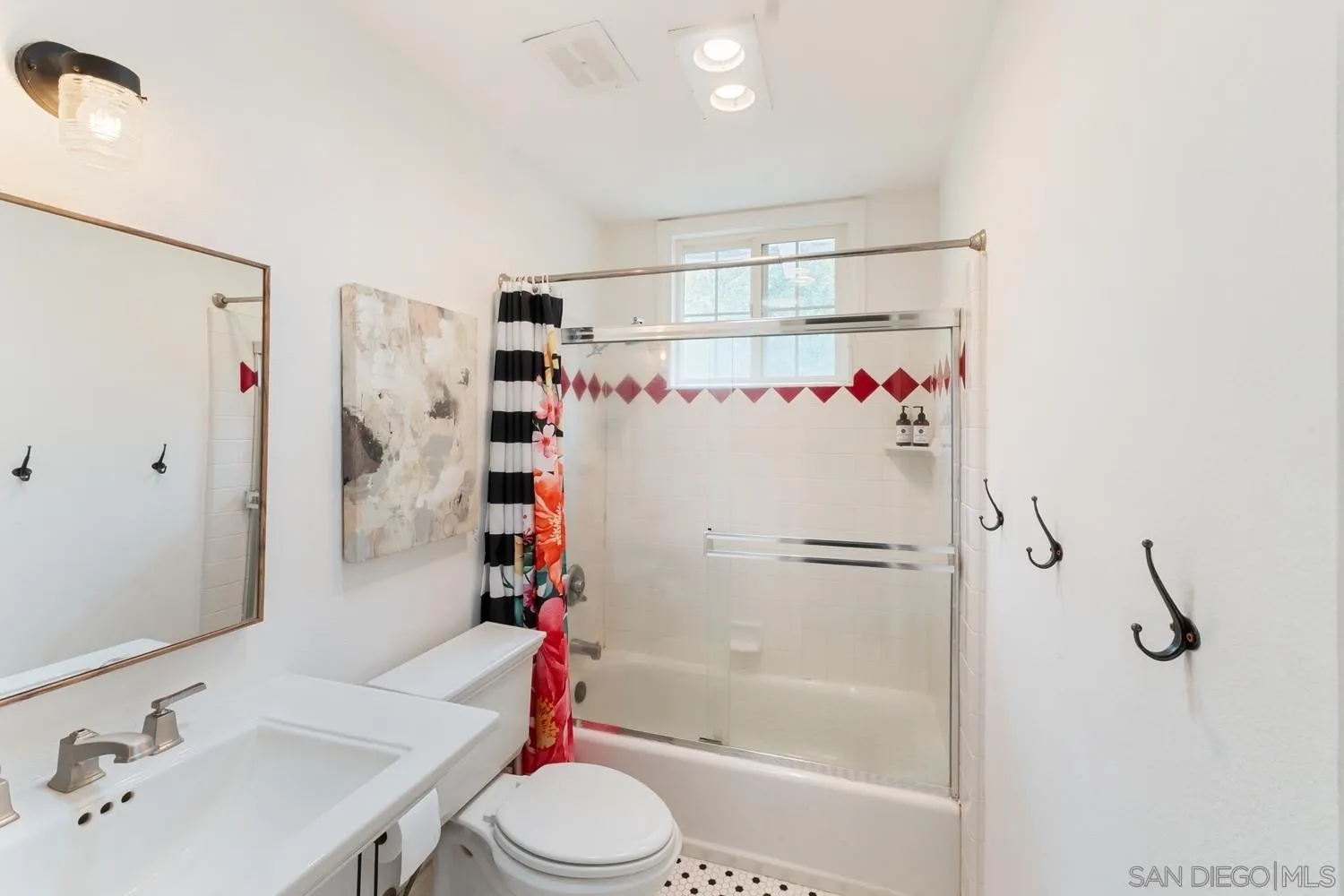 https://cdn.realtyfeed.com/cdn/127/260009666/15a35aecdefa5c1734eff8124942cd97.webp