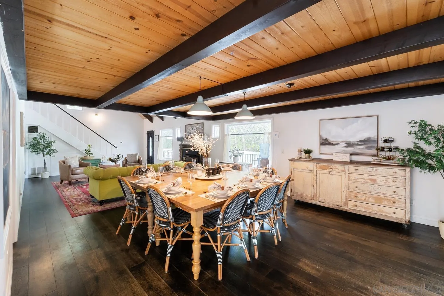 https://cdn.realtyfeed.com/cdn/127/260009666/b72253c1c619551ea9720694f2fb164e.webp