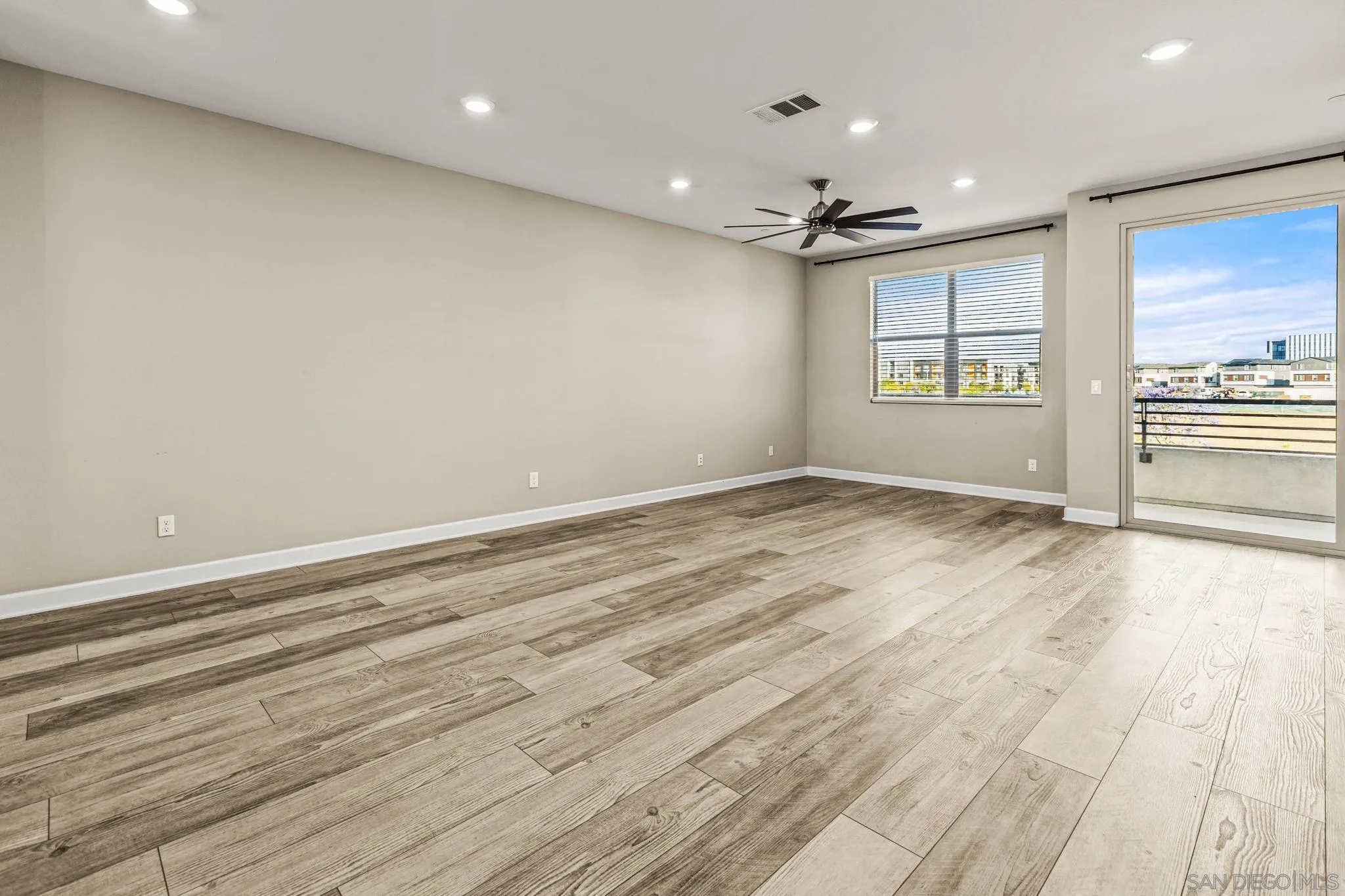 Photo #9: 260009668 Listing: Photo #9