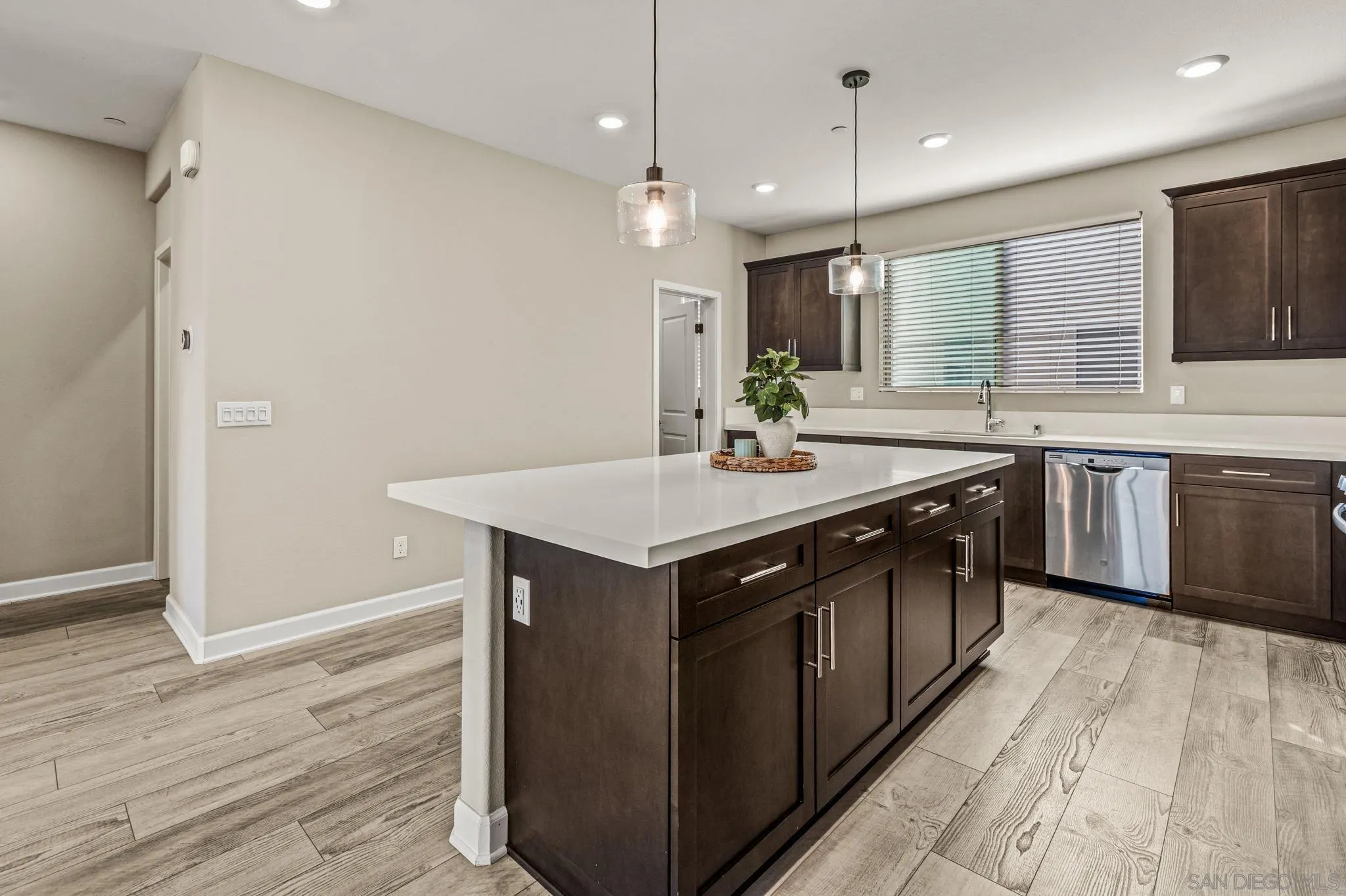 Photo #5: 260009668 Listing: Photo #5