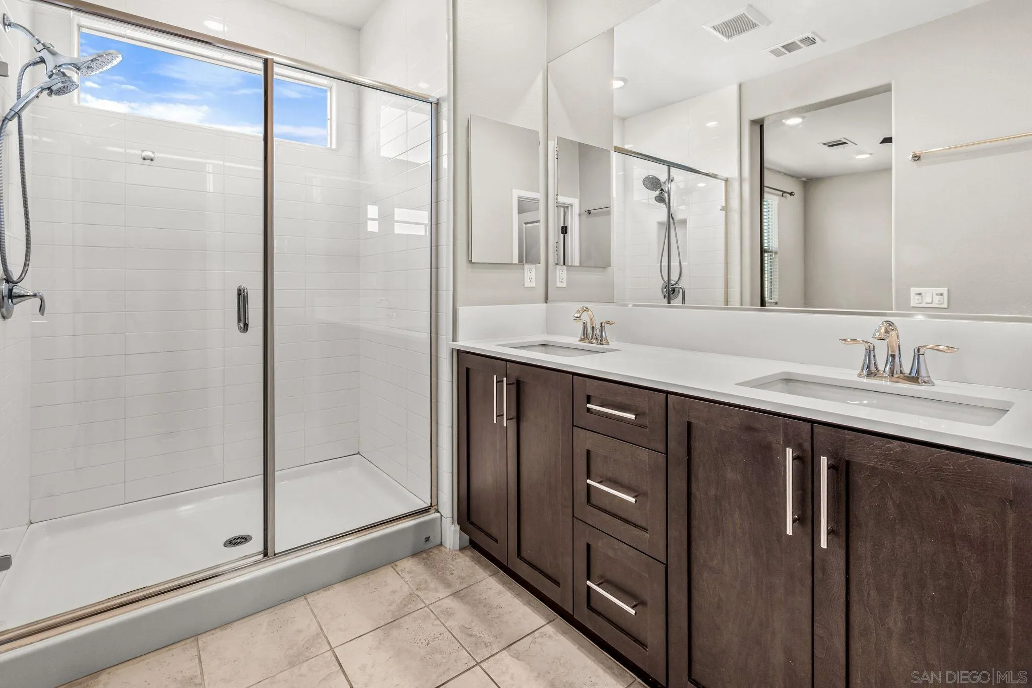 Photo #12: 260009668 Listing: Photo #12