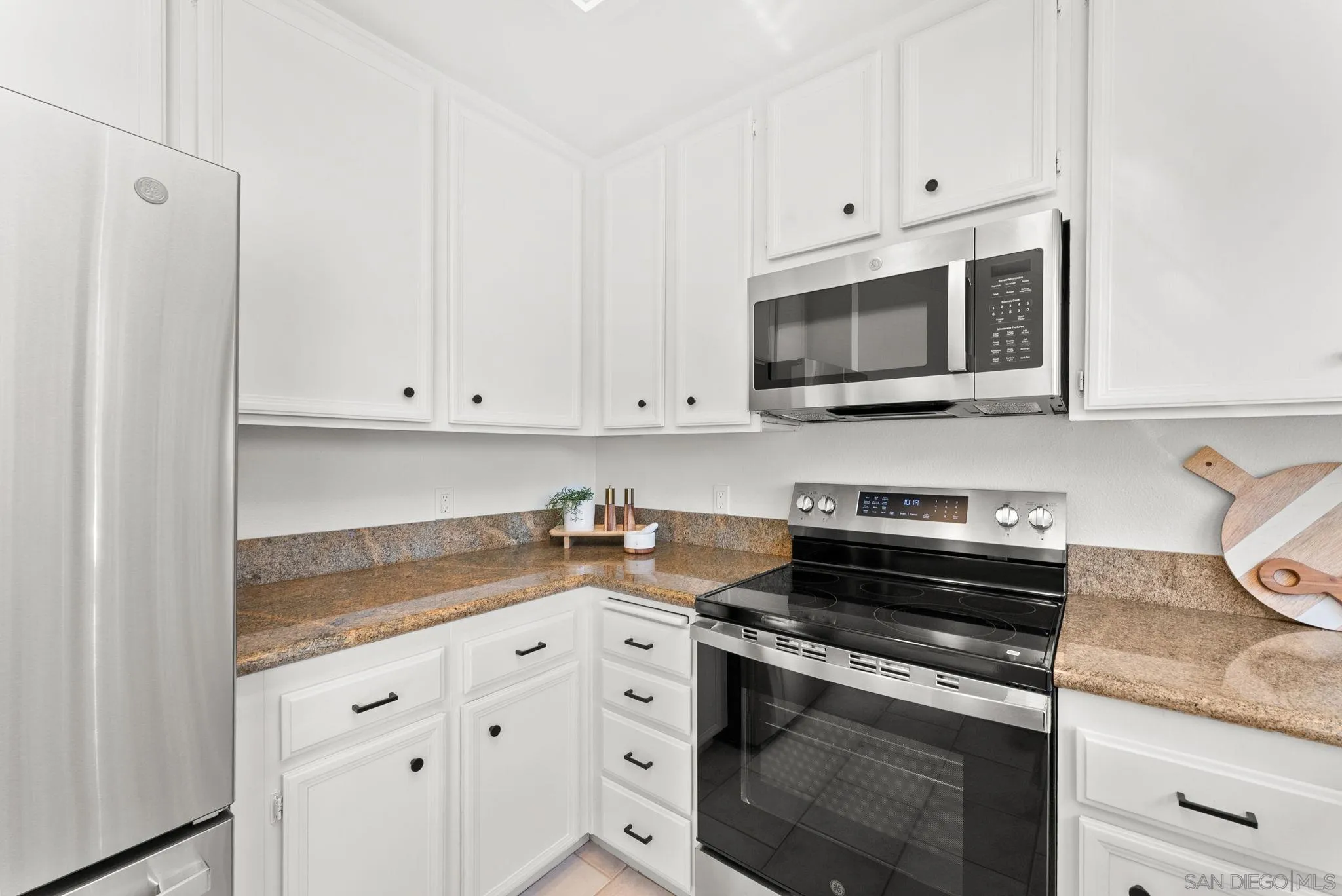 Photo #7: 260009671 Listing: Photo #7